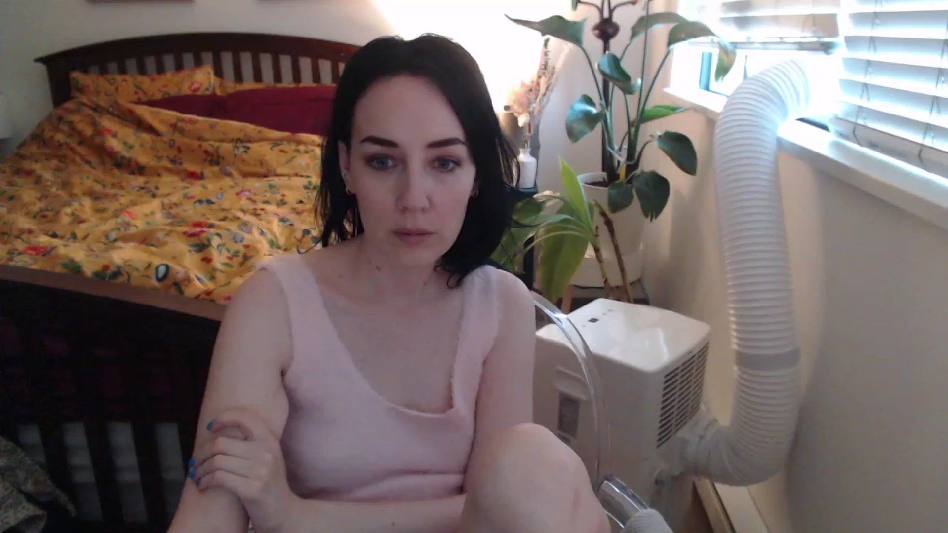 Gallery image thumbnail from AAAAAGHHHHHHH's myfreecams stream on, 08/24/2023, 02:31 image 14 of 20