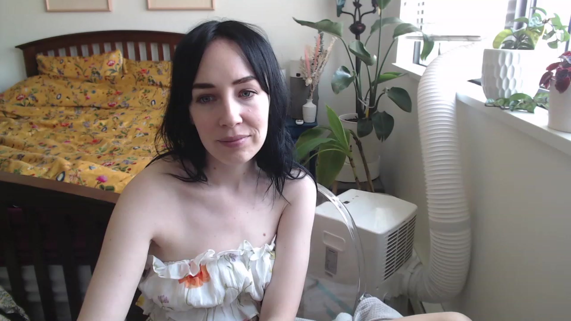 Gallery image thumbnail from AAAAAGHHHHHHH's myfreecams stream on, 08/24/2023, 23:21 image 6 of 20