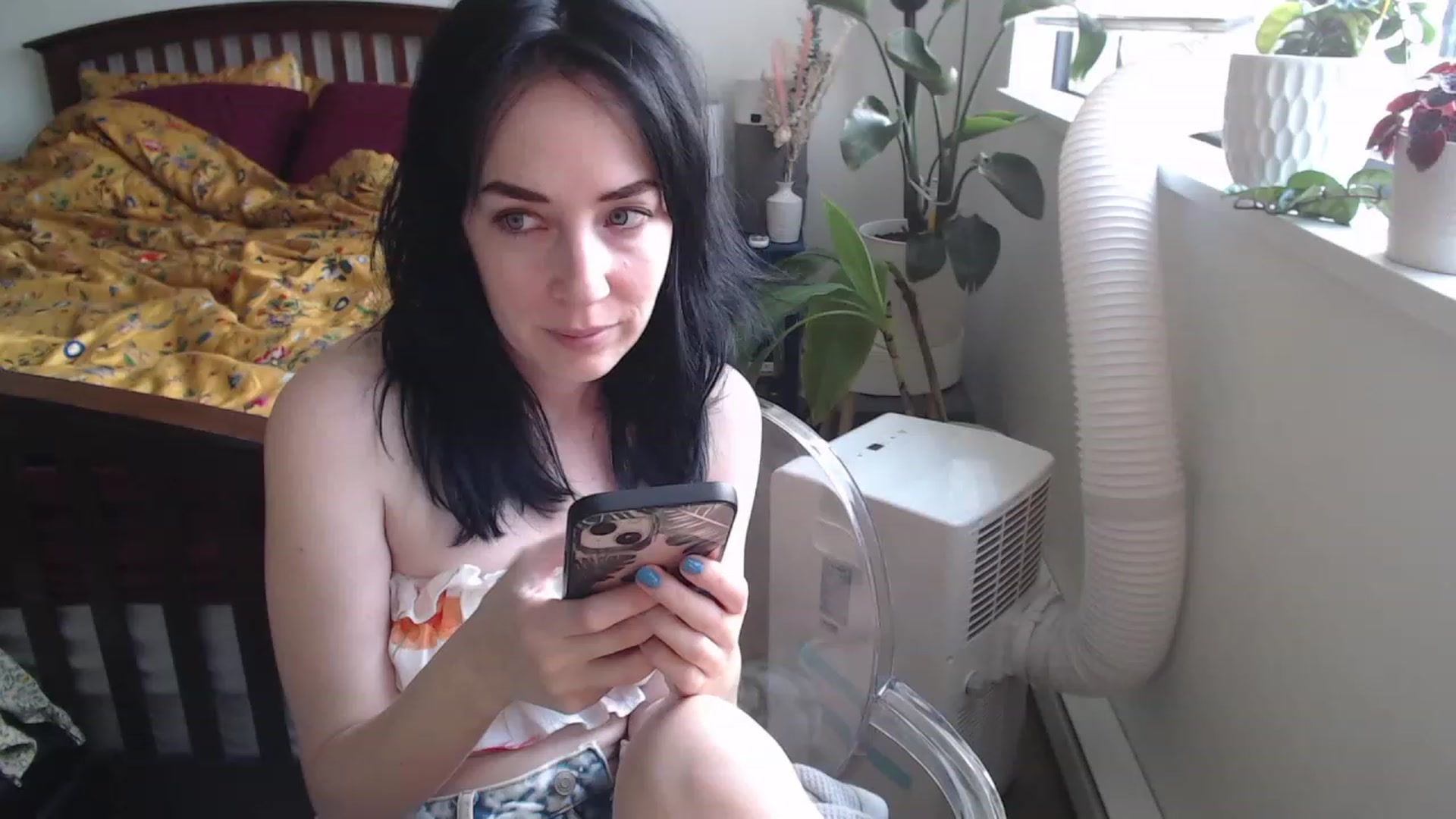 Gallery image thumbnail from AAAAAGHHHHHHH's myfreecams stream on, 08/25/2023, 02:08 image 6 of 20
