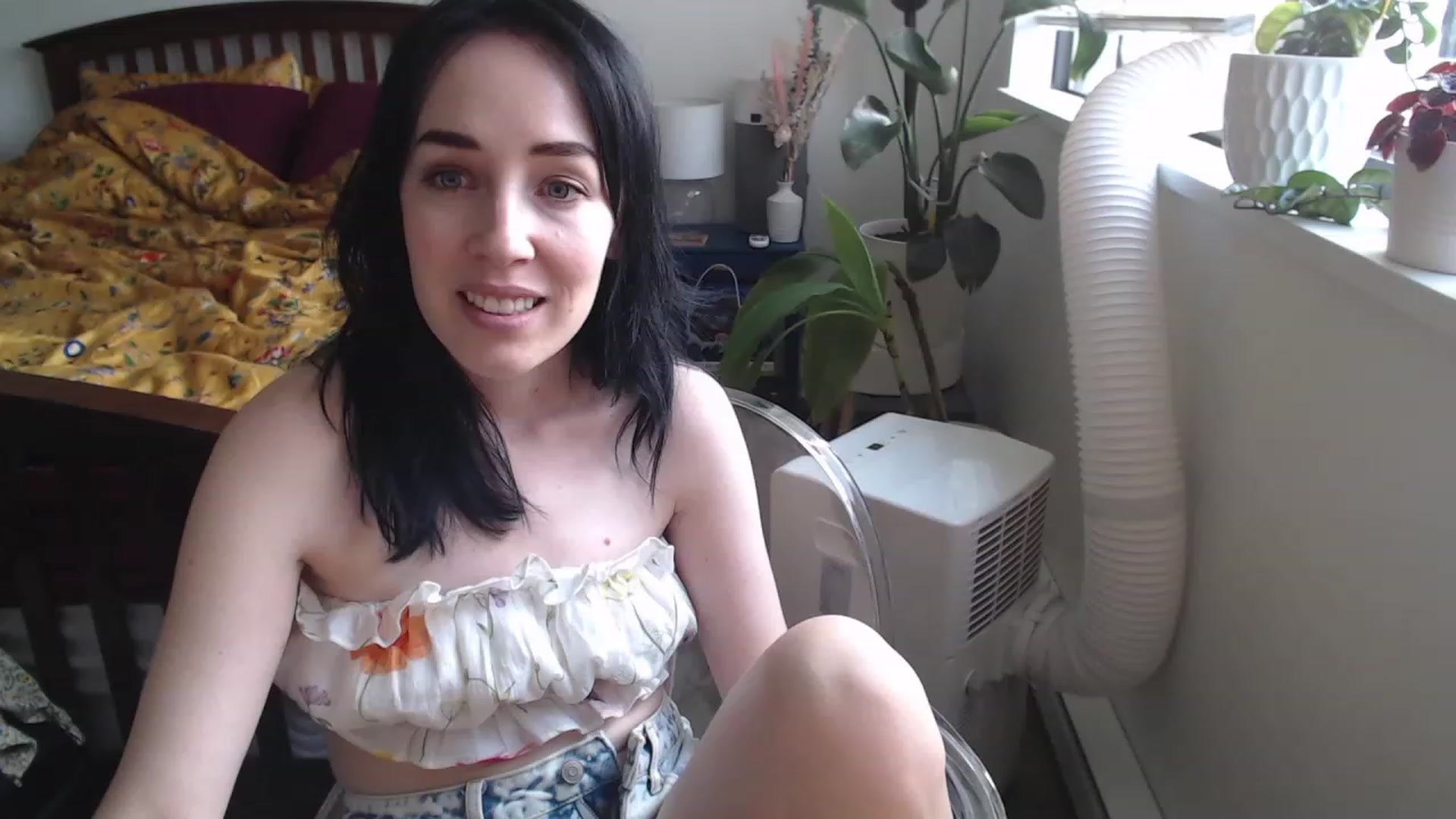 Gallery image thumbnail from AAAAAGHHHHHHH's myfreecams stream on, 08/25/2023, 02:08 image 10 of 20