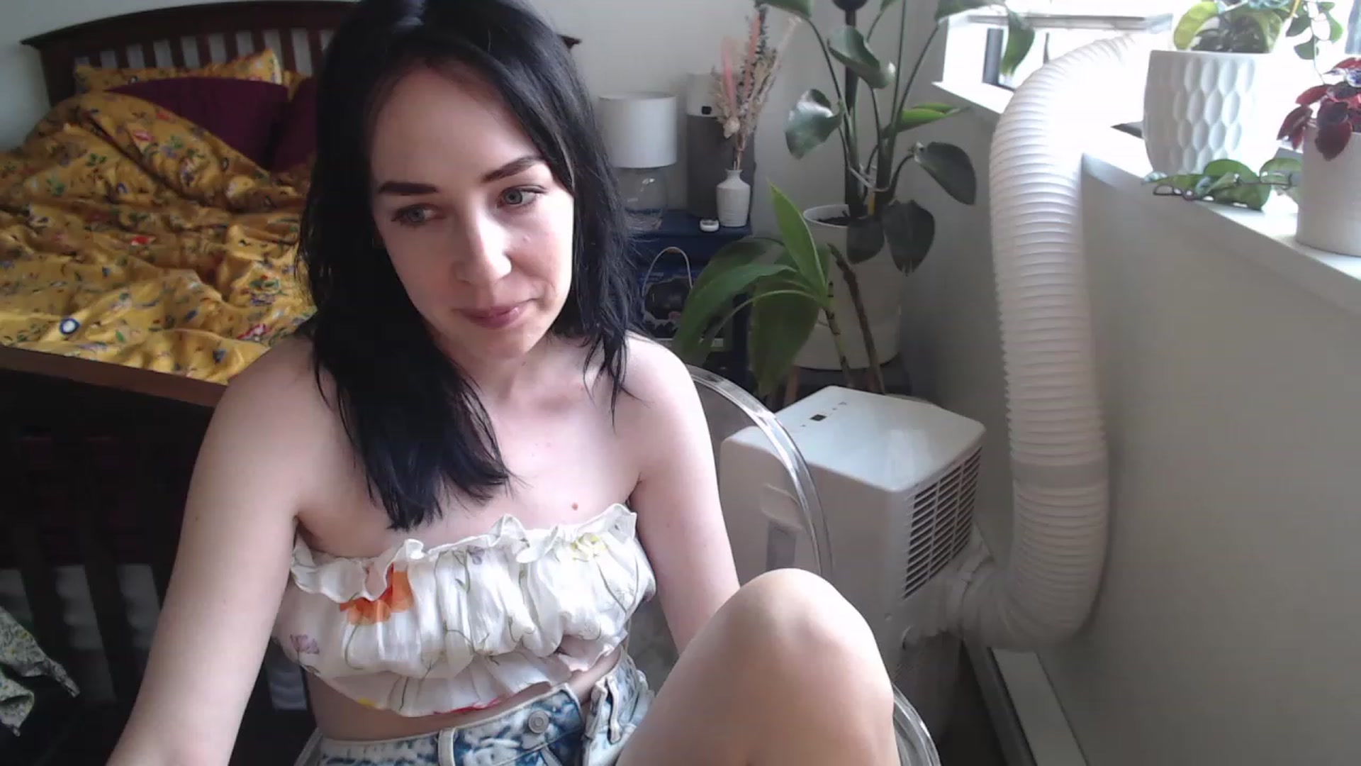 Gallery image thumbnail from AAAAAGHHHHHHH's myfreecams stream on, 08/25/2023, 02:08 image 9 of 20