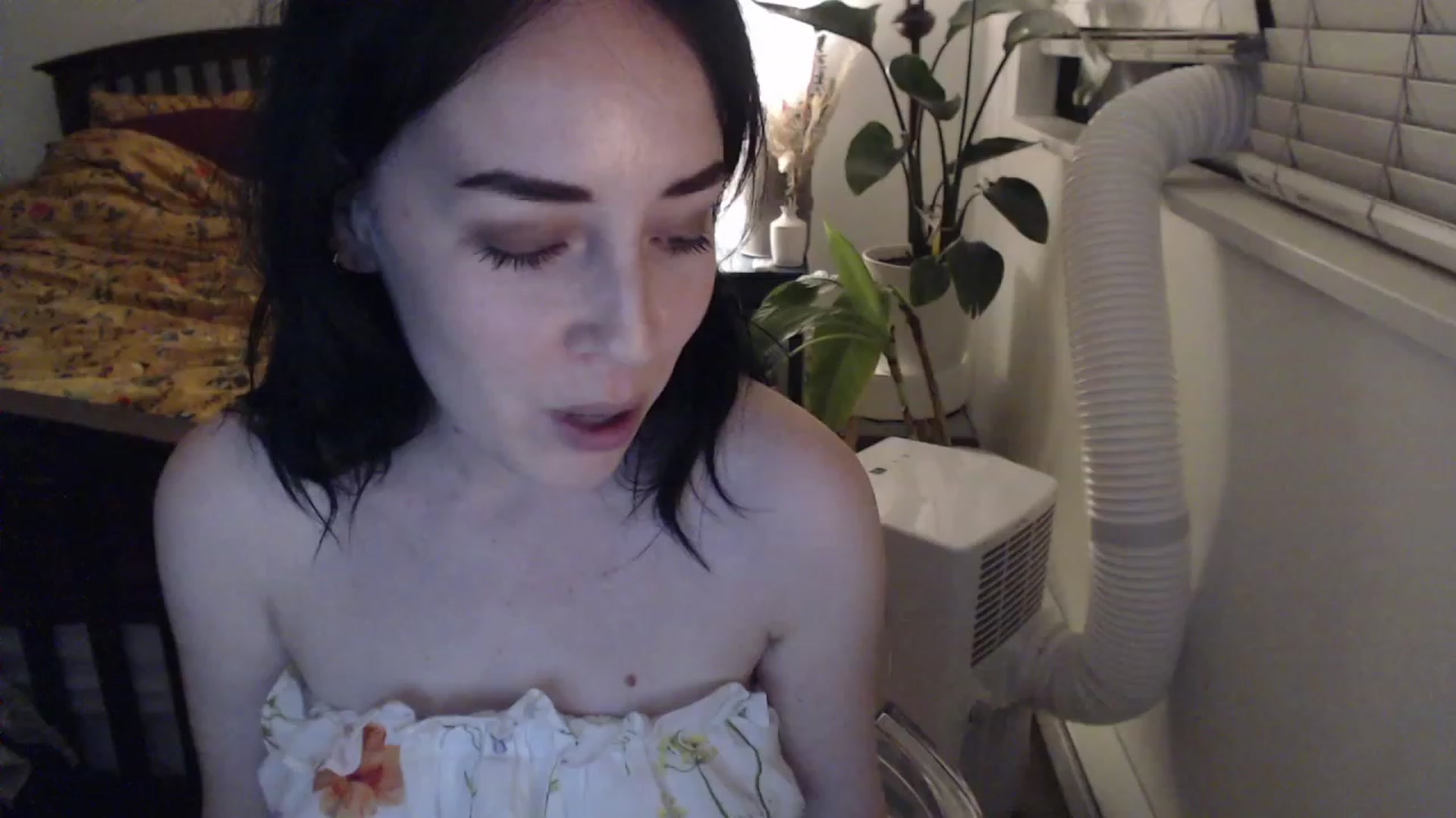 Gallery image thumbnail from AAAAAGHHHHHHH's myfreecams stream on, 08/25/2023, 04:32 image 13 of 20