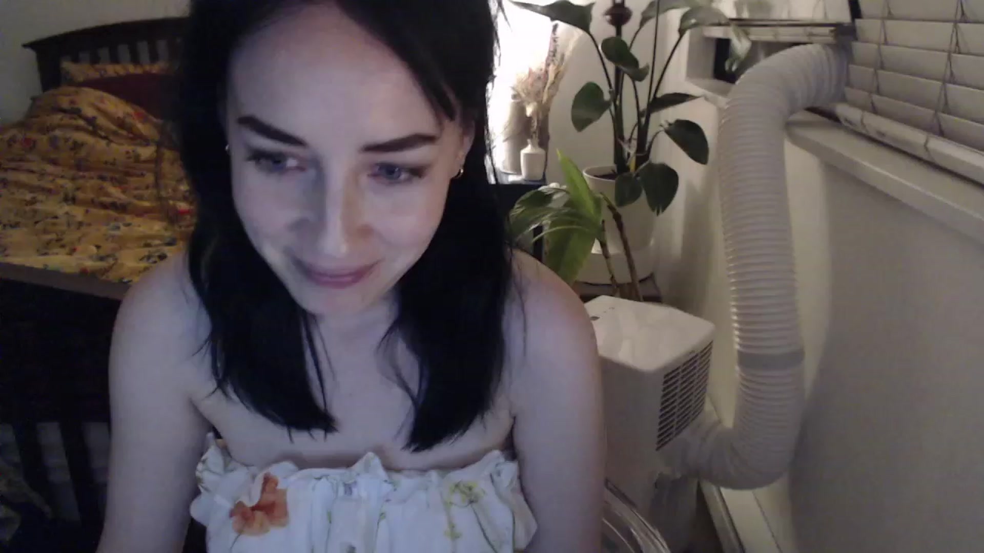 Gallery image thumbnail from AAAAAGHHHHHHH's myfreecams stream on, 08/25/2023, 04:32 image 8 of 20
