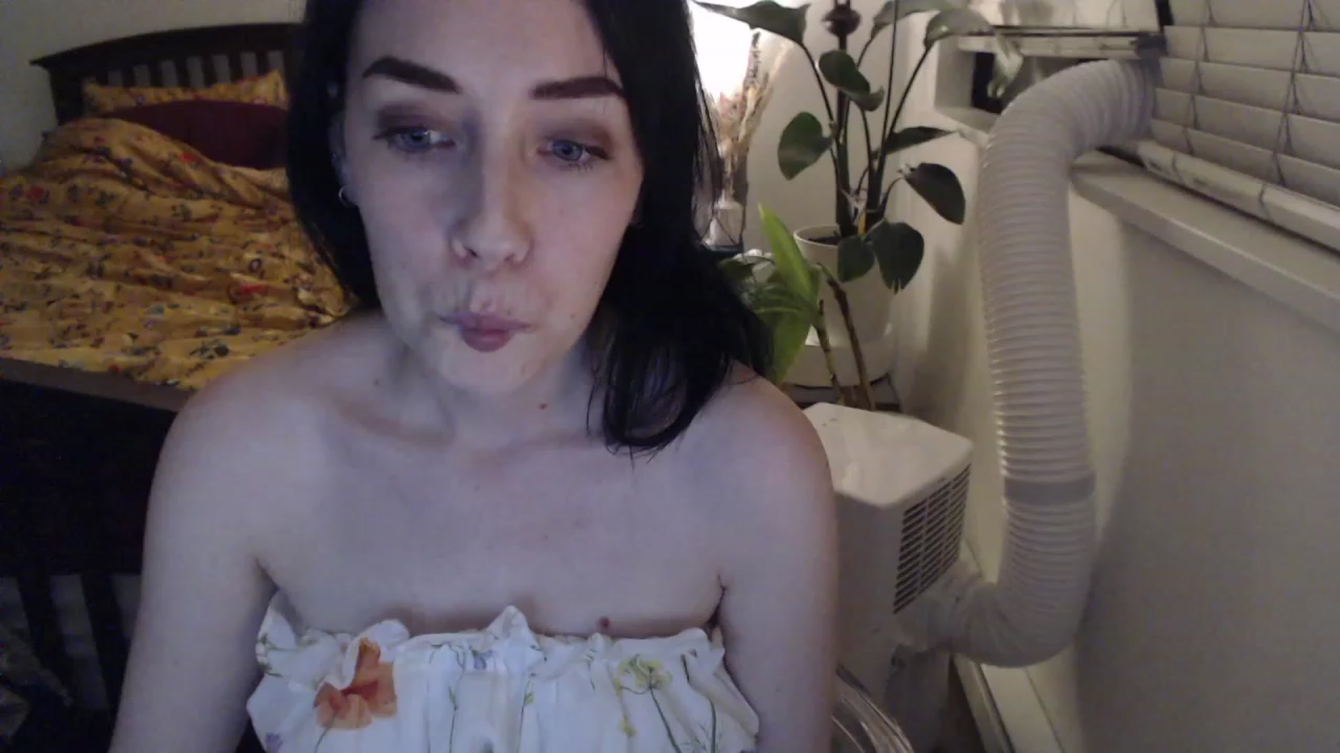 Gallery image thumbnail from AAAAAGHHHHHHH's myfreecams stream on, 08/25/2023, 04:32 image 11 of 20
