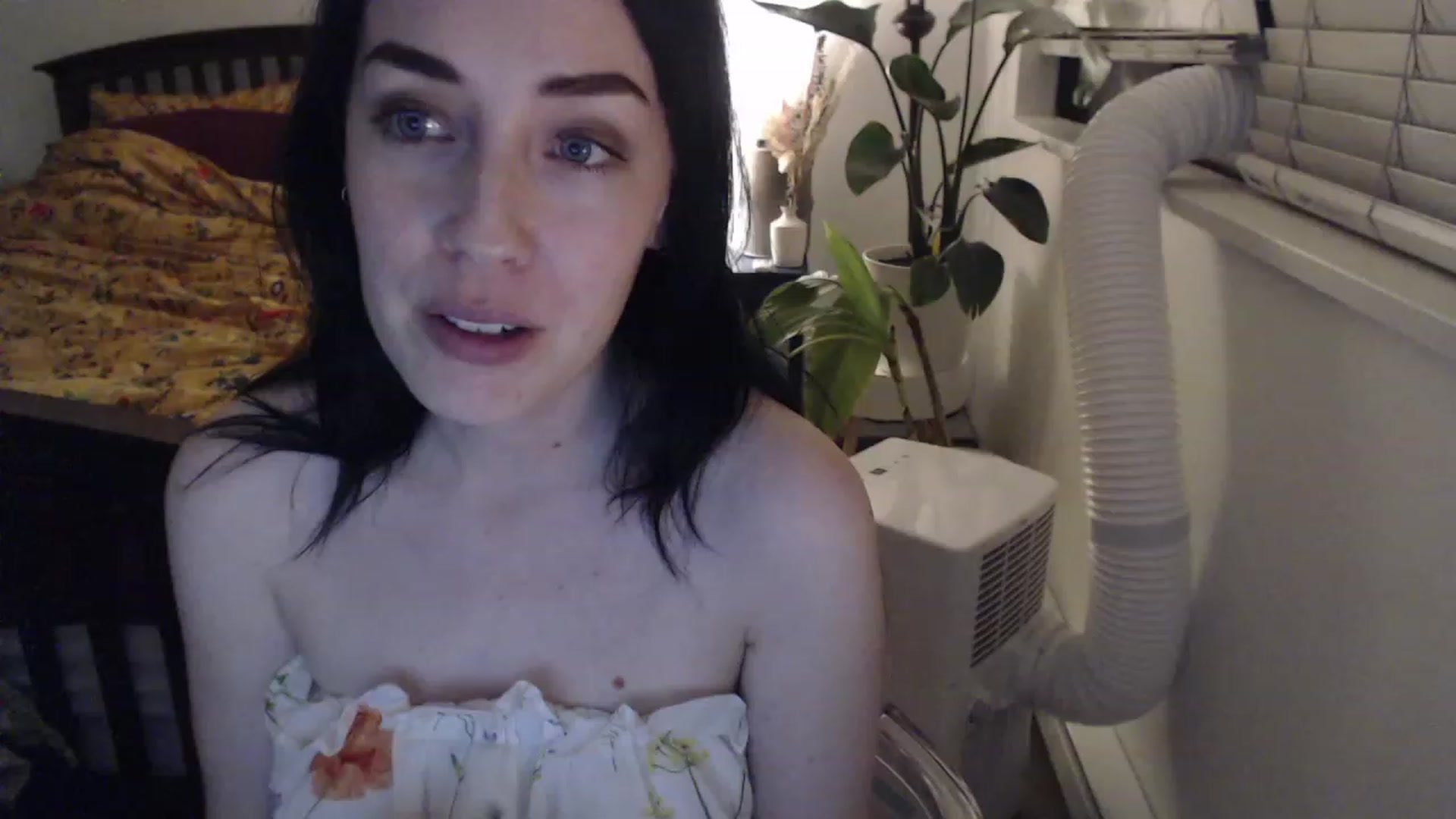 Gallery image thumbnail from AAAAAGHHHHHHH's myfreecams stream on, 08/25/2023, 04:32 image 14 of 20