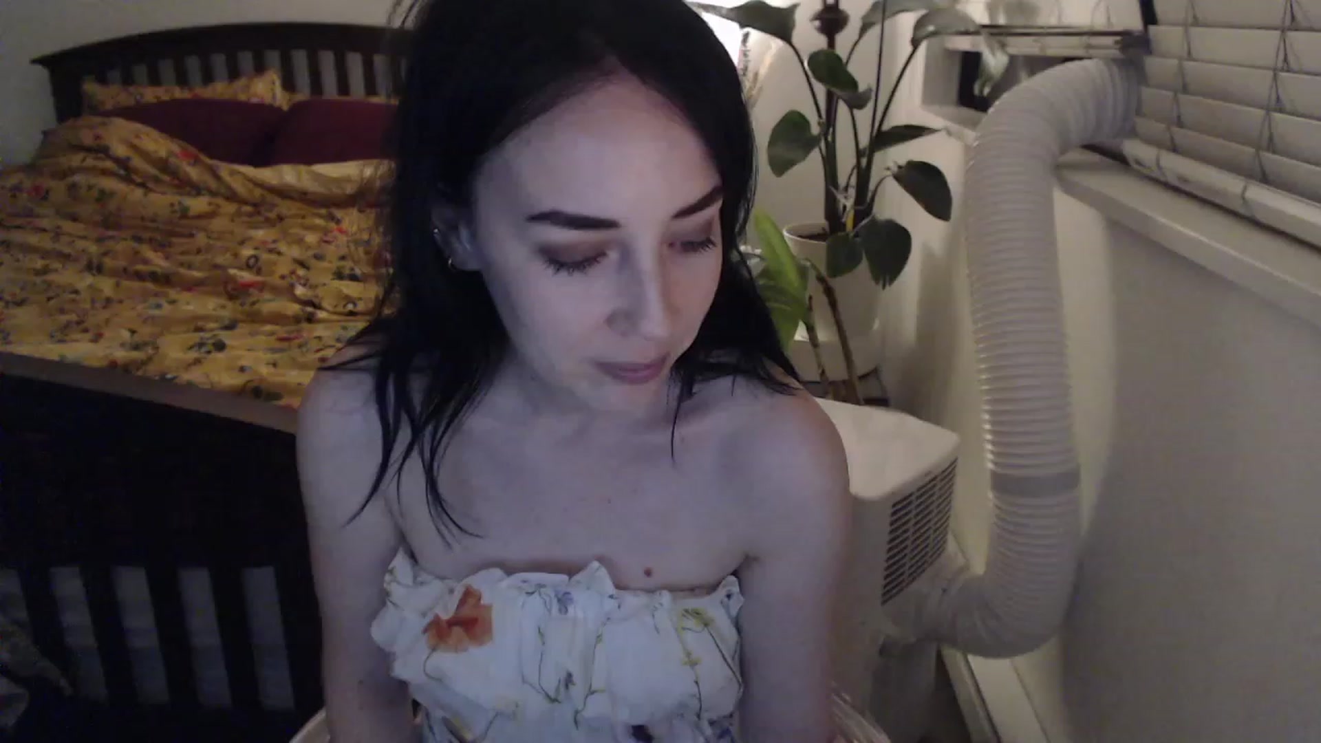 Gallery image thumbnail from AAAAAGHHHHHHH's myfreecams stream on, 08/25/2023, 04:32 image 3 of 20