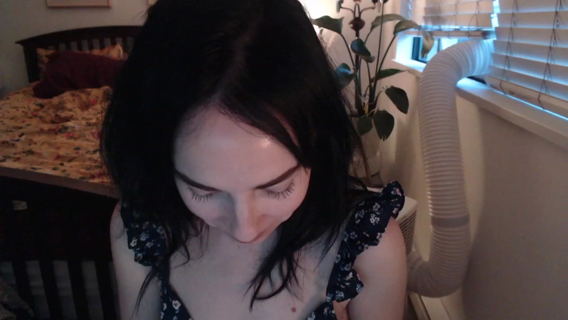 Gallery image thumbnail from AAAAAGHHHHHHH's myfreecams stream on, 08/29/2023, 03:08 image 4 of 20
