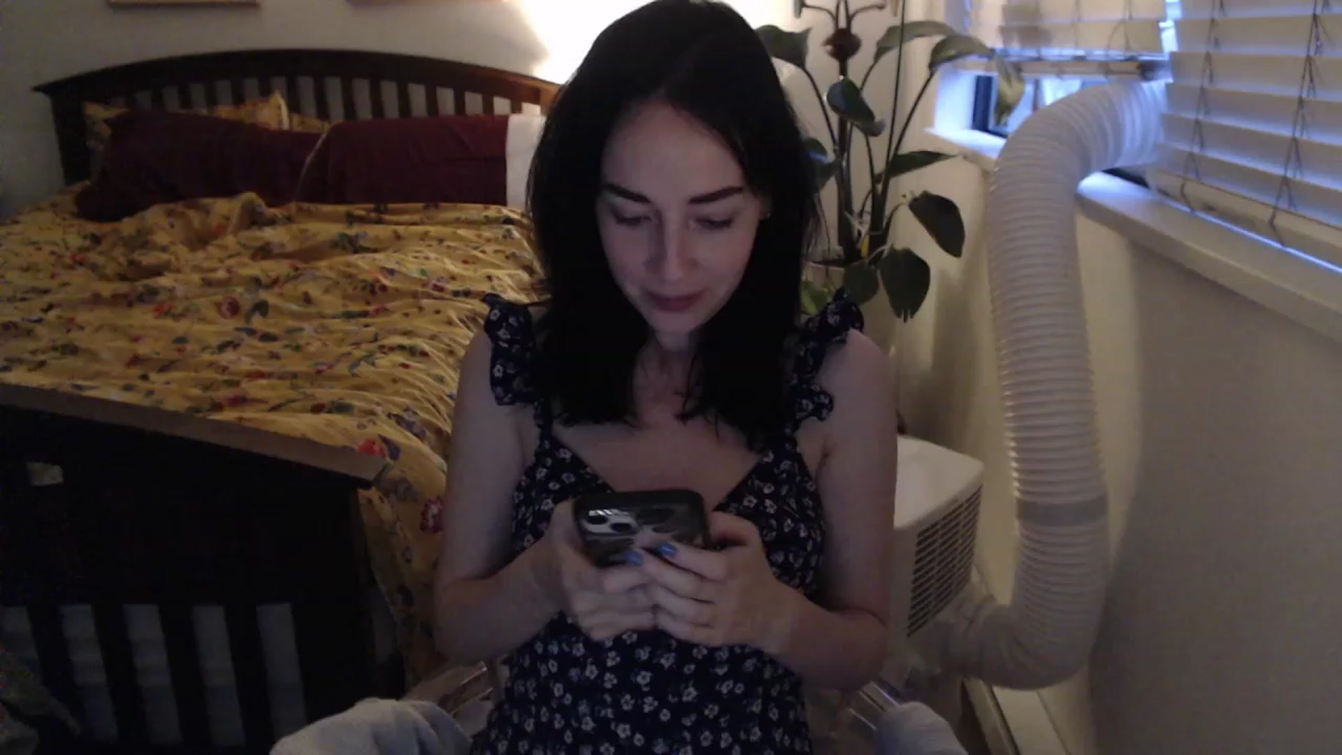 Gallery image thumbnail from AAAAAGHHHHHHH's myfreecams stream on, 08/29/2023, 03:08 image 14 of 20