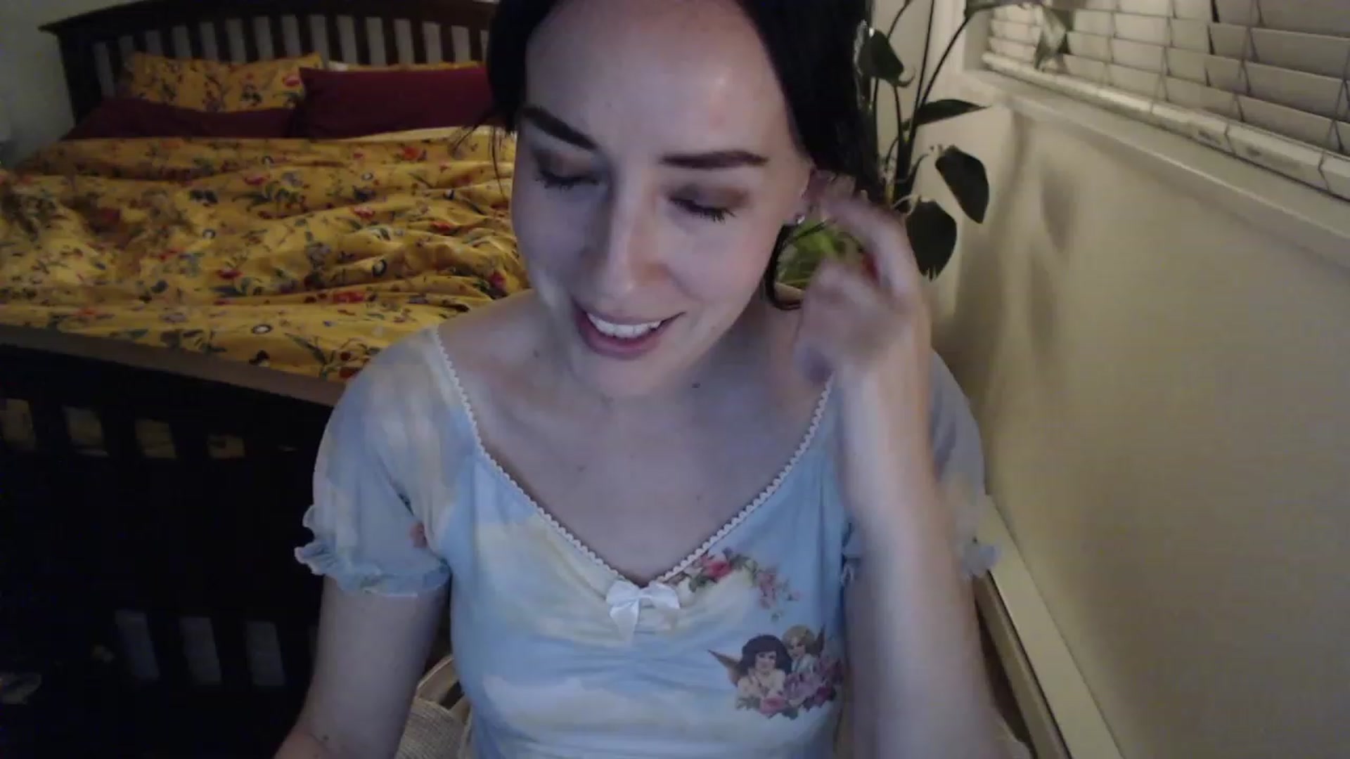 Gallery image thumbnail from AAAAAGHHHHHHH's myfreecams stream on, 09/04/2023, 04:46 image 13 of 20