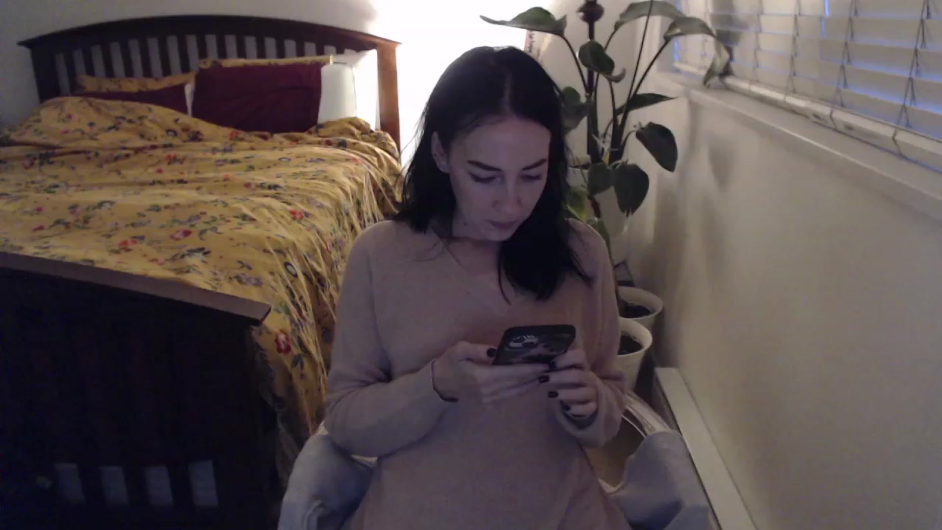 Gallery image thumbnail from AAAAAGHHHHHHH's myfreecams stream on, 09/27/2023, 01:49 image 14 of 20