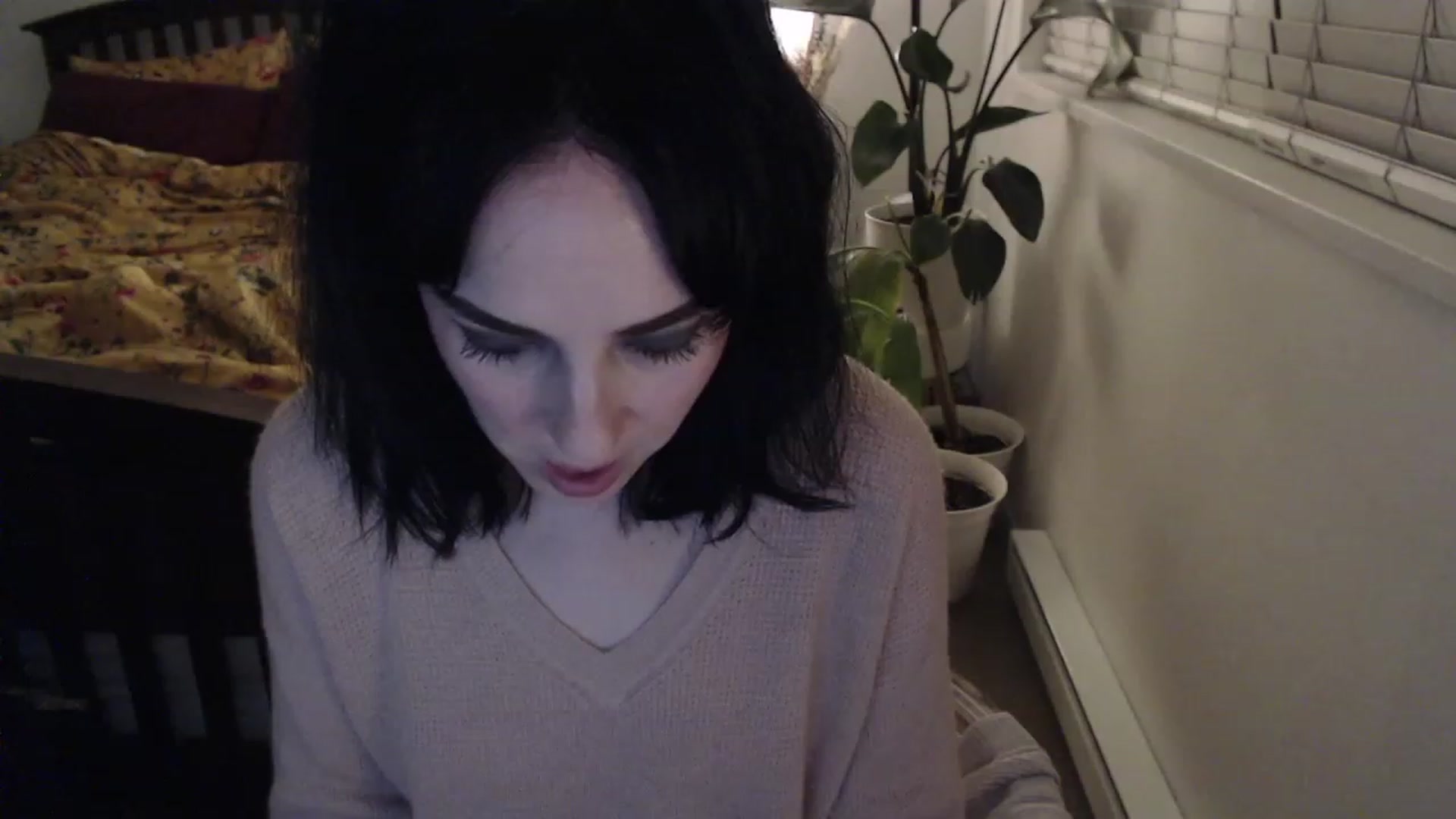 Gallery image thumbnail from AAAAAGHHHHHHH's myfreecams stream on, 10/04/2023, 04:33 image 17 of 20
