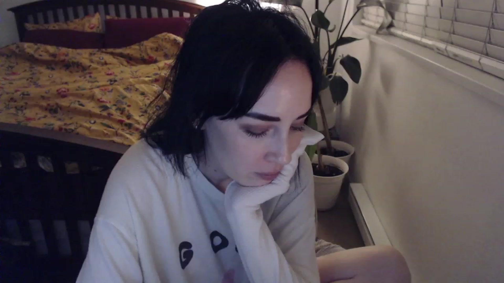 Gallery image thumbnail from AAAAAGHHHHHHH's myfreecams stream on, 10/05/2023, 02:53 image 10 of 20