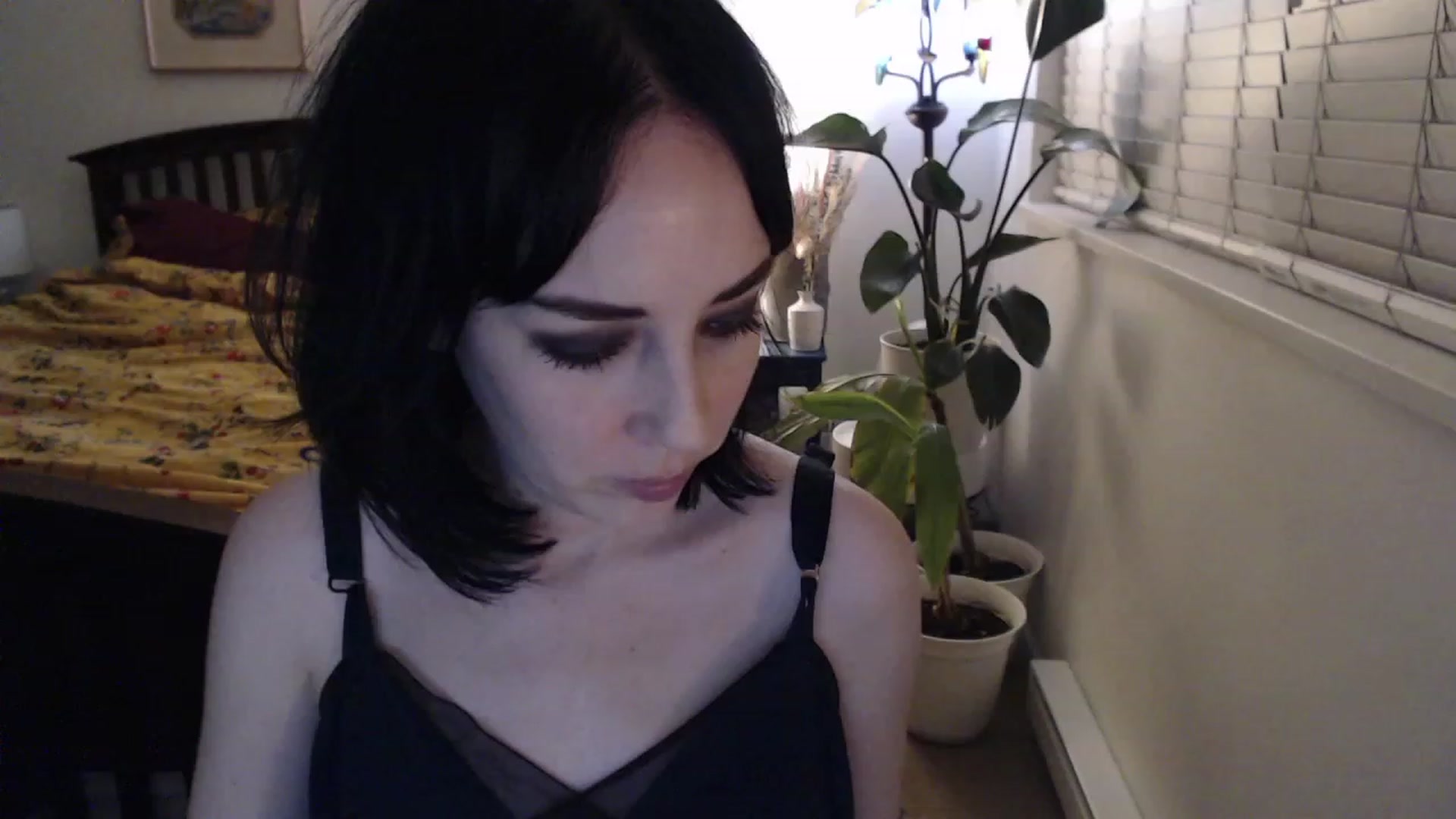 Gallery image thumbnail from AAAAAGHHHHHHH's myfreecams stream on, 10/18/2023, 02:42 image 12 of 20