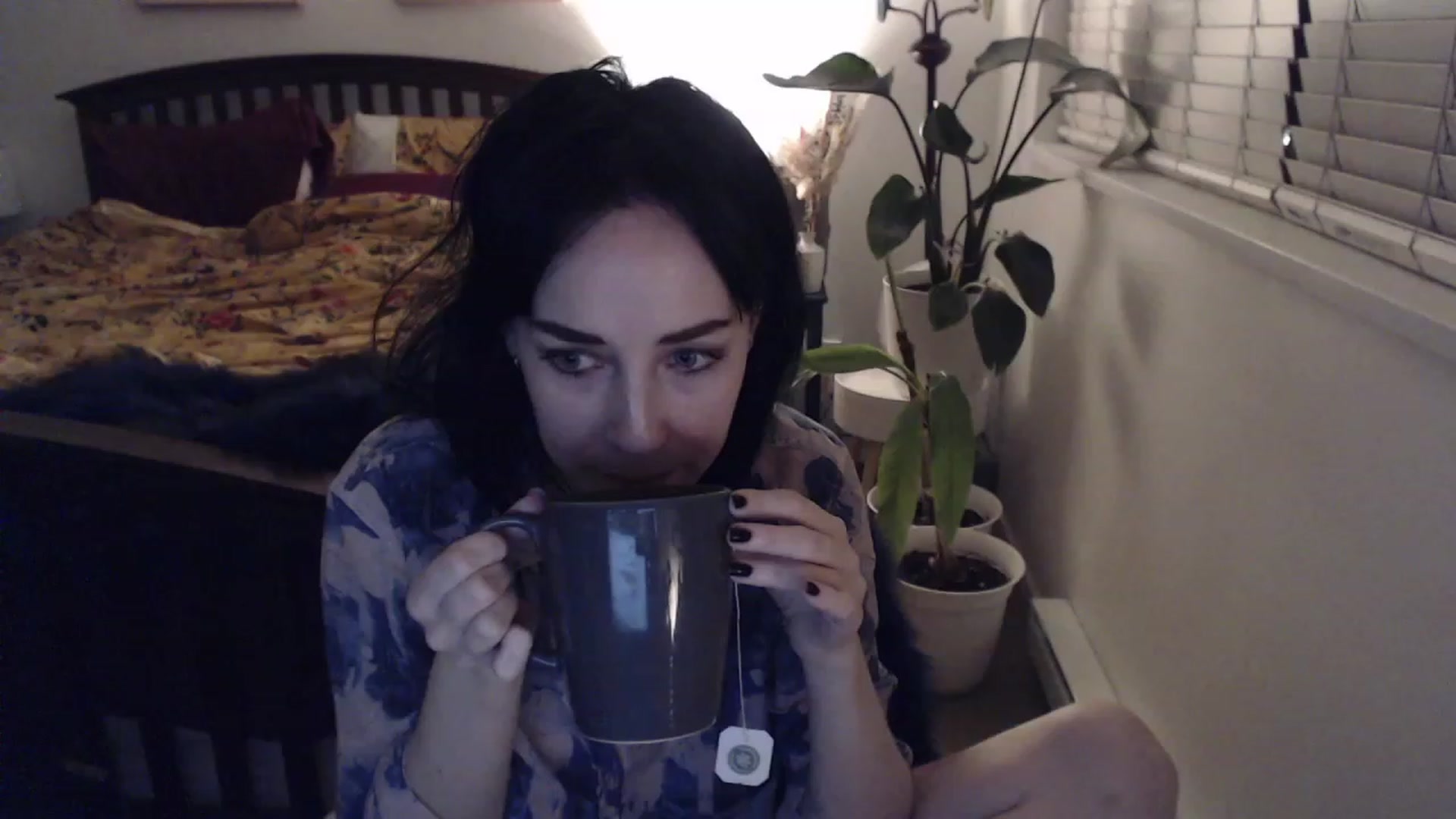Gallery image thumbnail from AAAAAGHHHHHHH's myfreecams stream on, 10/21/2023, 02:10 image 15 of 20