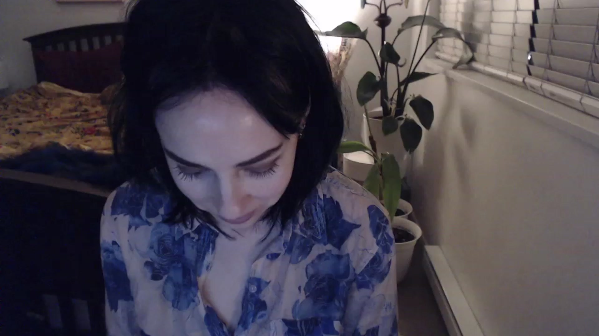 Gallery image thumbnail from AAAAAGHHHHHHH's myfreecams stream on, 10/21/2023, 02:10 image 12 of 20