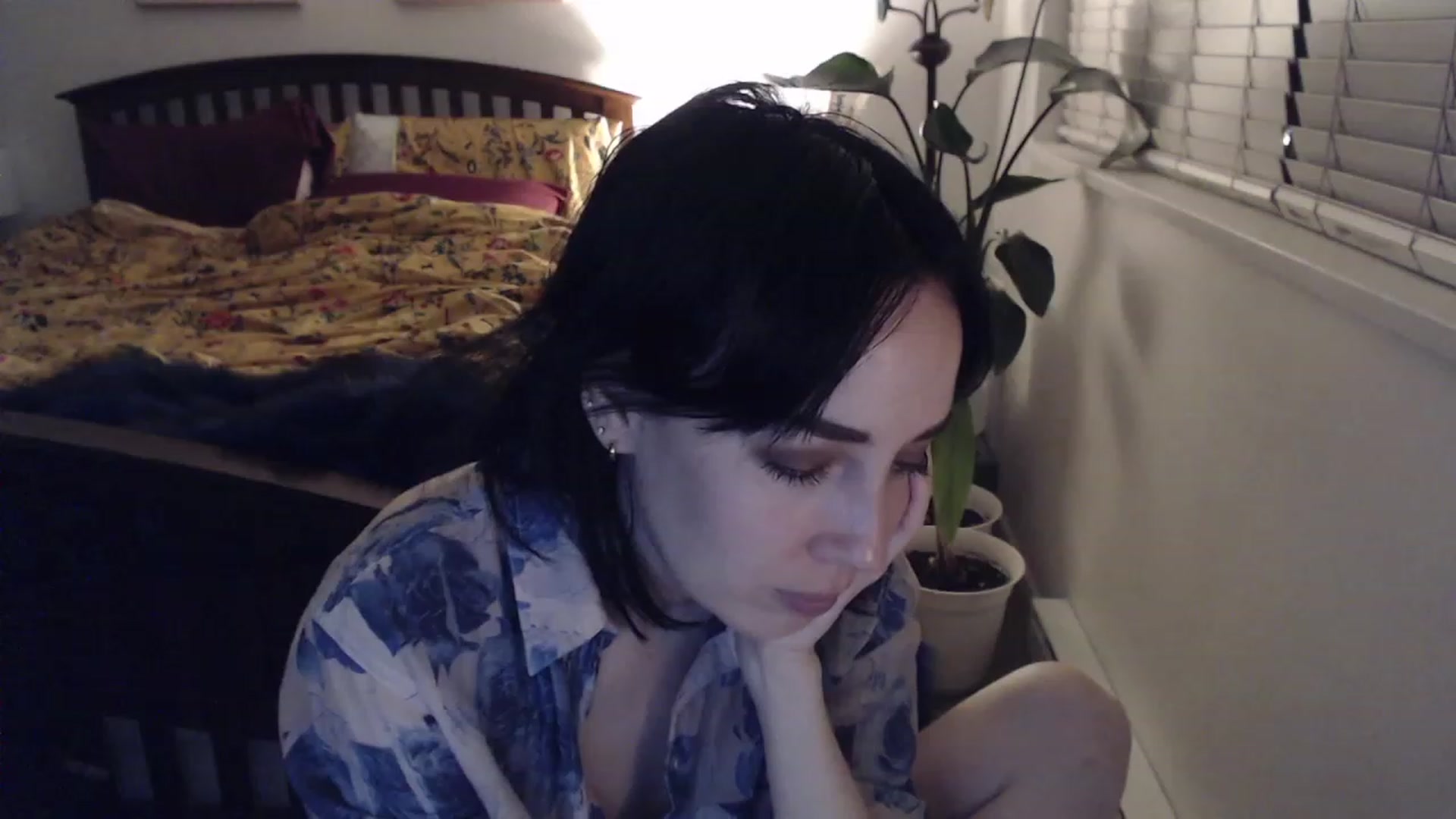 Gallery image thumbnail from AAAAAGHHHHHHH's myfreecams stream on, 10/21/2023, 04:24 image 4 of 20