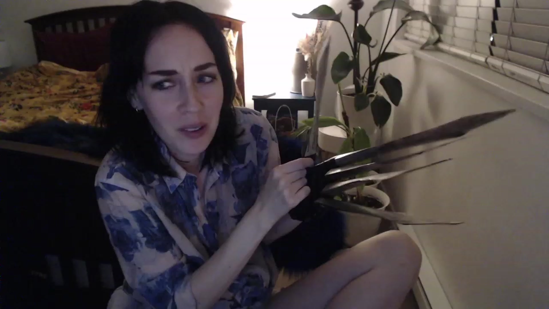 Gallery image thumbnail from AAAAAGHHHHHHH's myfreecams stream on, 10/21/2023, 04:24 image 14 of 20