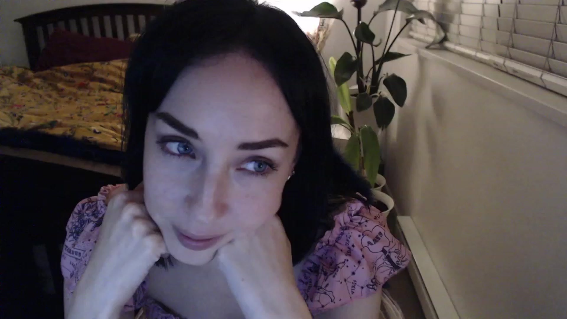 Gallery image thumbnail from AAAAAGHHHHHHH's myfreecams stream on, 11/04/2023, 04:14 image 12 of 20