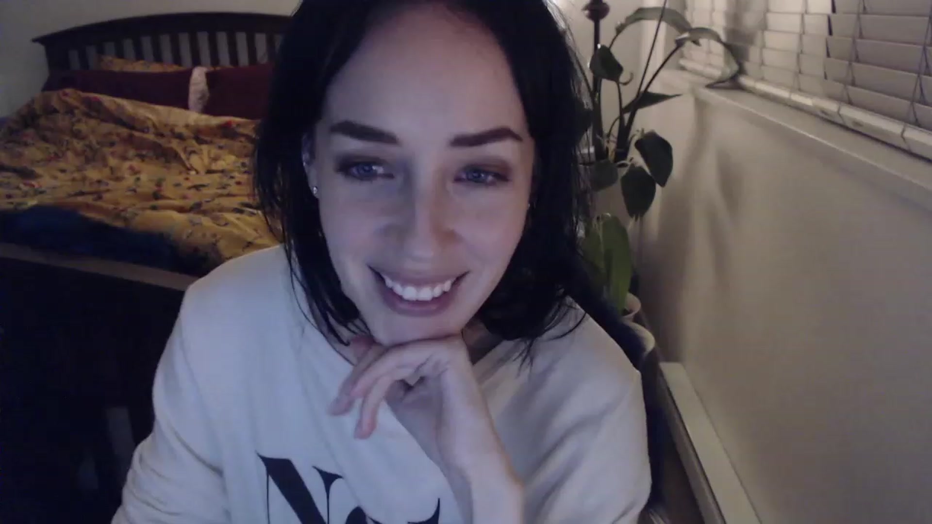 Gallery image thumbnail from AAAAAGHHHHHHH's myfreecams stream on, 11/15/2023, 02:55 image 9 of 20