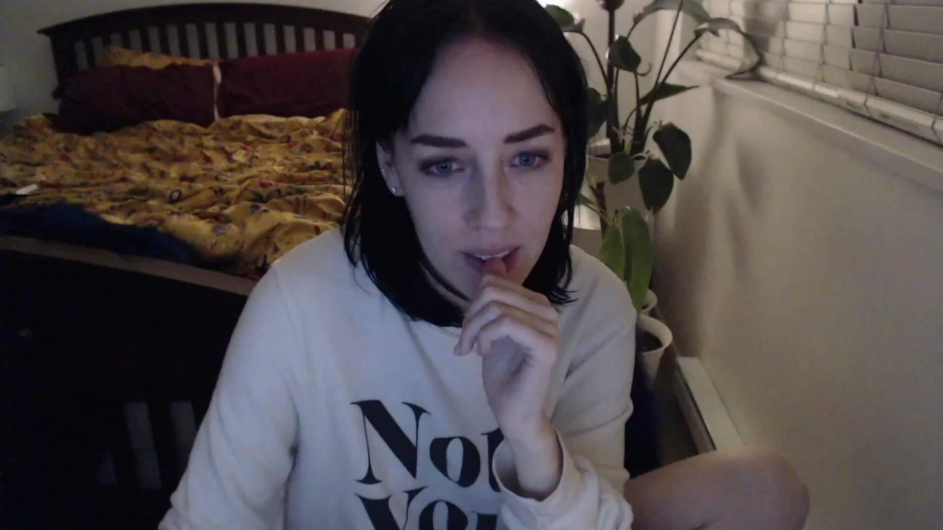 Gallery image thumbnail from AAAAAGHHHHHHH's myfreecams stream on, 11/15/2023, 04:15 image 13 of 20