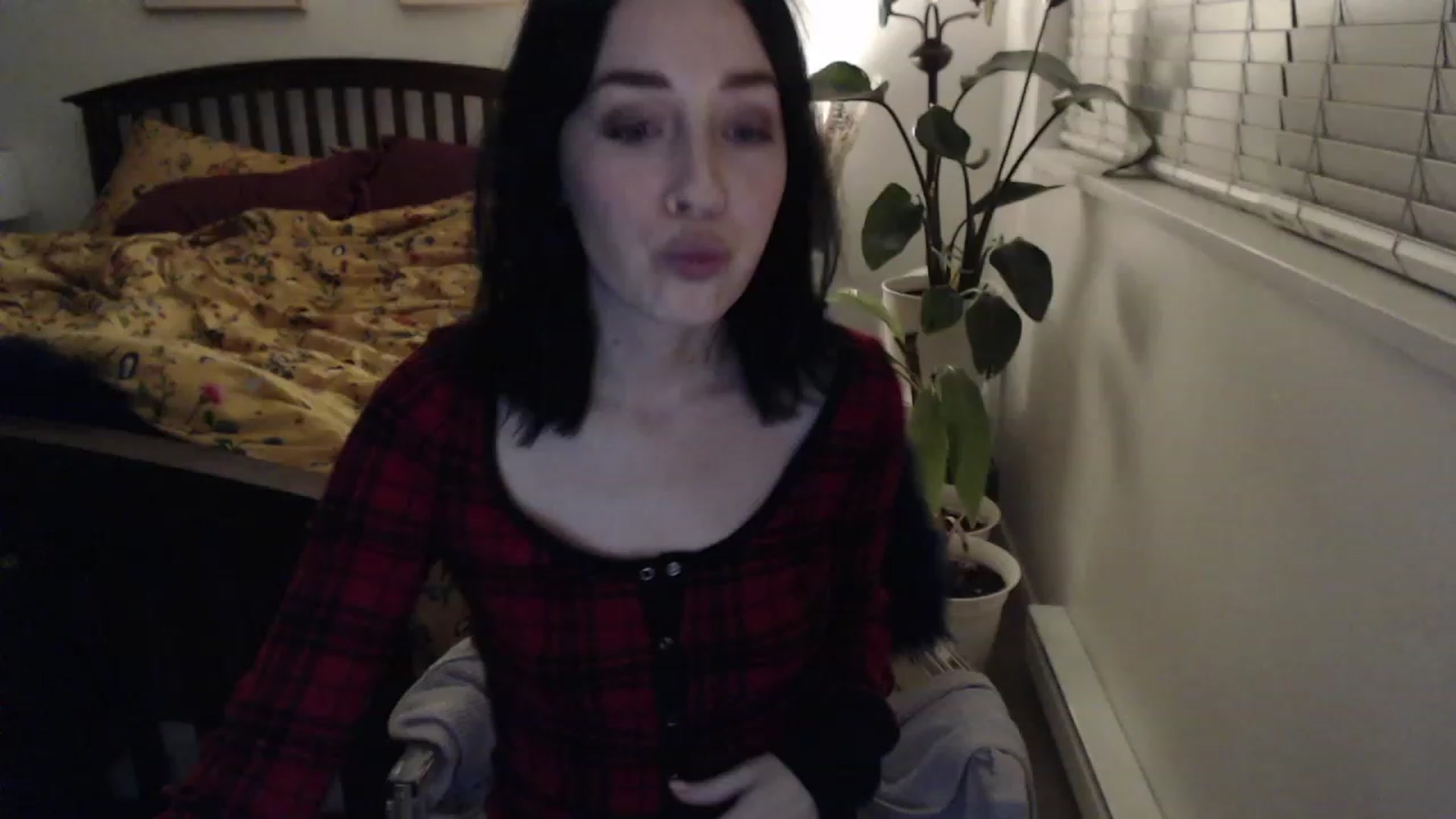 Gallery image thumbnail from AAAAAGHHHHHHH's myfreecams stream on, 11/17/2023, 04:31 image 13 of 20