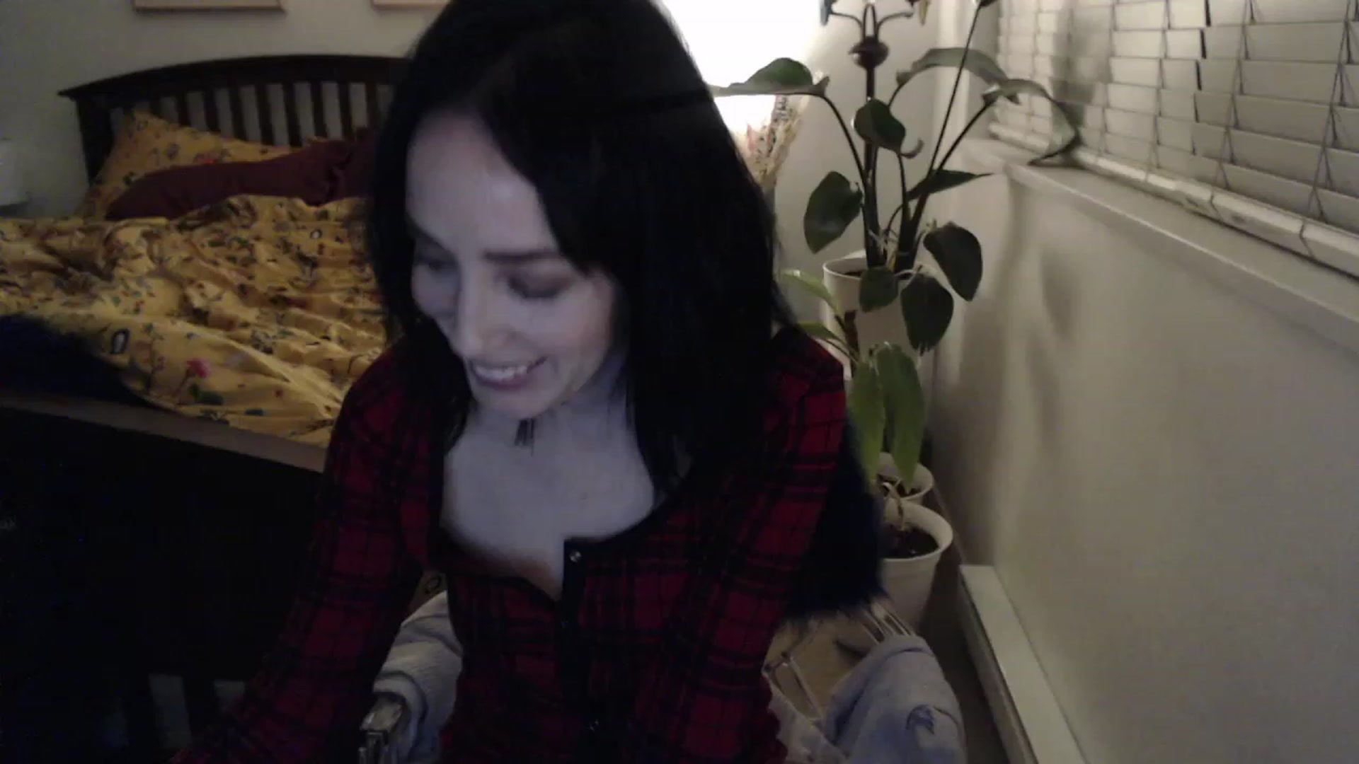 Gallery image thumbnail from AAAAAGHHHHHHH's myfreecams stream on, 11/17/2023, 04:31 image 14 of 20