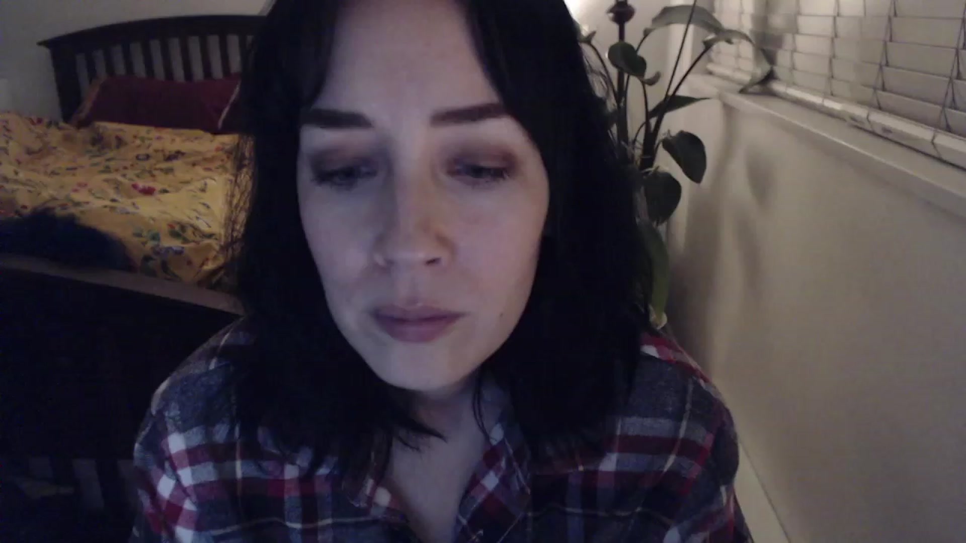 Gallery image thumbnail from AAAAAGHHHHHHH's myfreecams stream on, 11/22/2023, 02:34 image 17 of 20