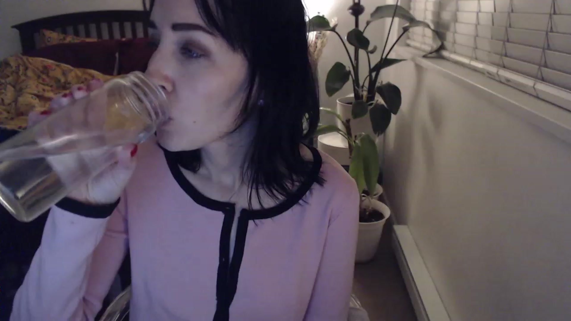 Gallery image thumbnail from AAAAAGHHHHHHH's myfreecams stream on, 12/02/2023, 02:58 image 15 of 20