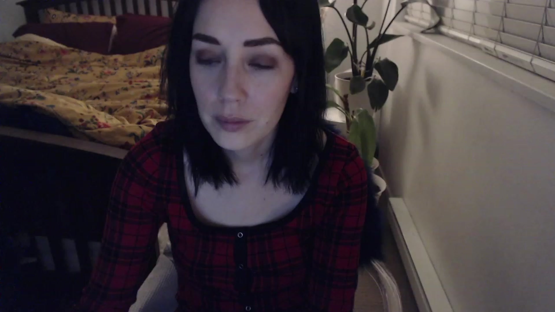 Gallery image thumbnail from AAAAAGHHHHHHH's myfreecams stream on, 12/03/2023, 02:04 image 13 of 20