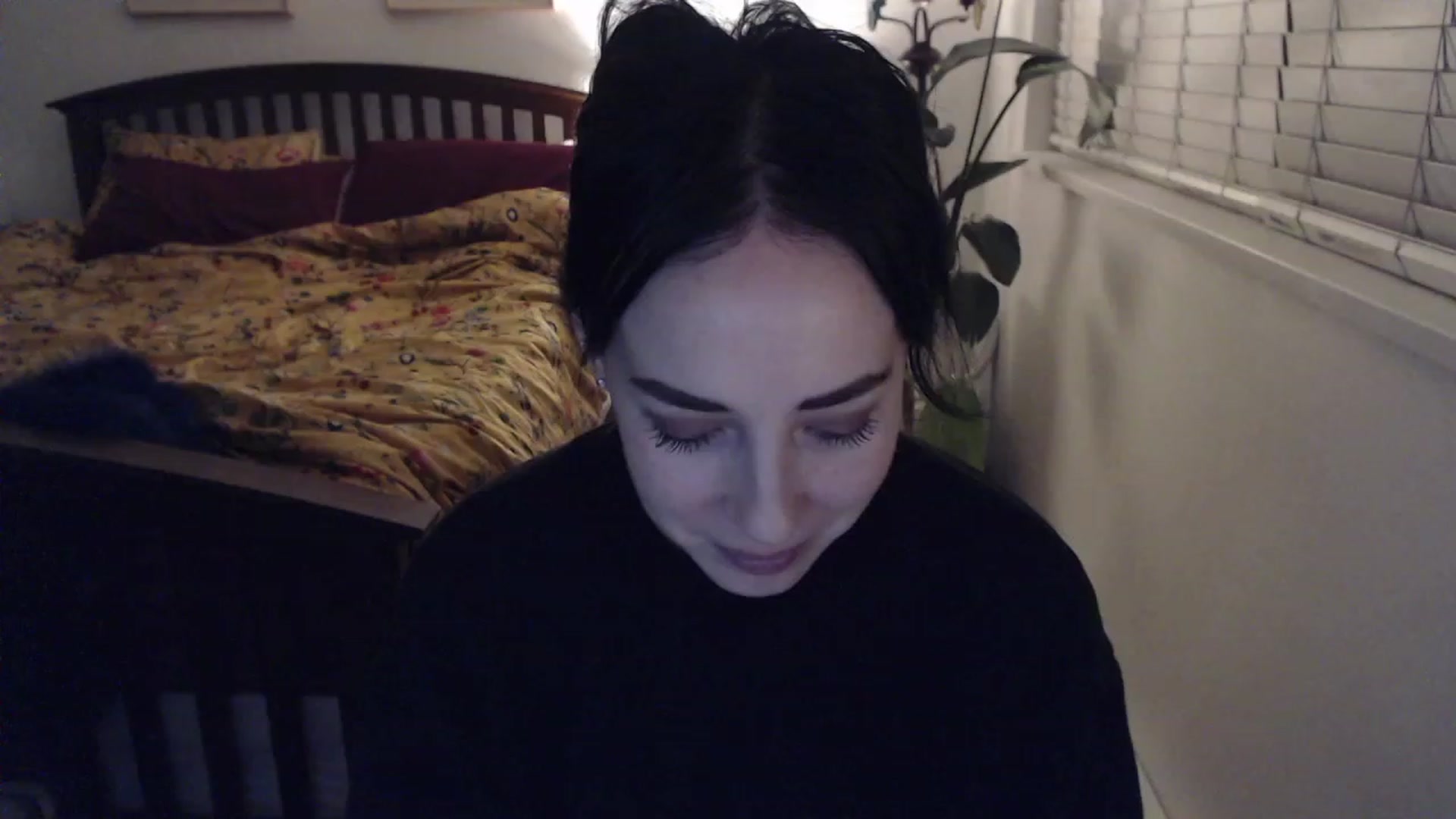 Gallery image thumbnail from AAAAAGHHHHHHH's myfreecams stream on, 12/13/2023, 04:40 image 15 of 20