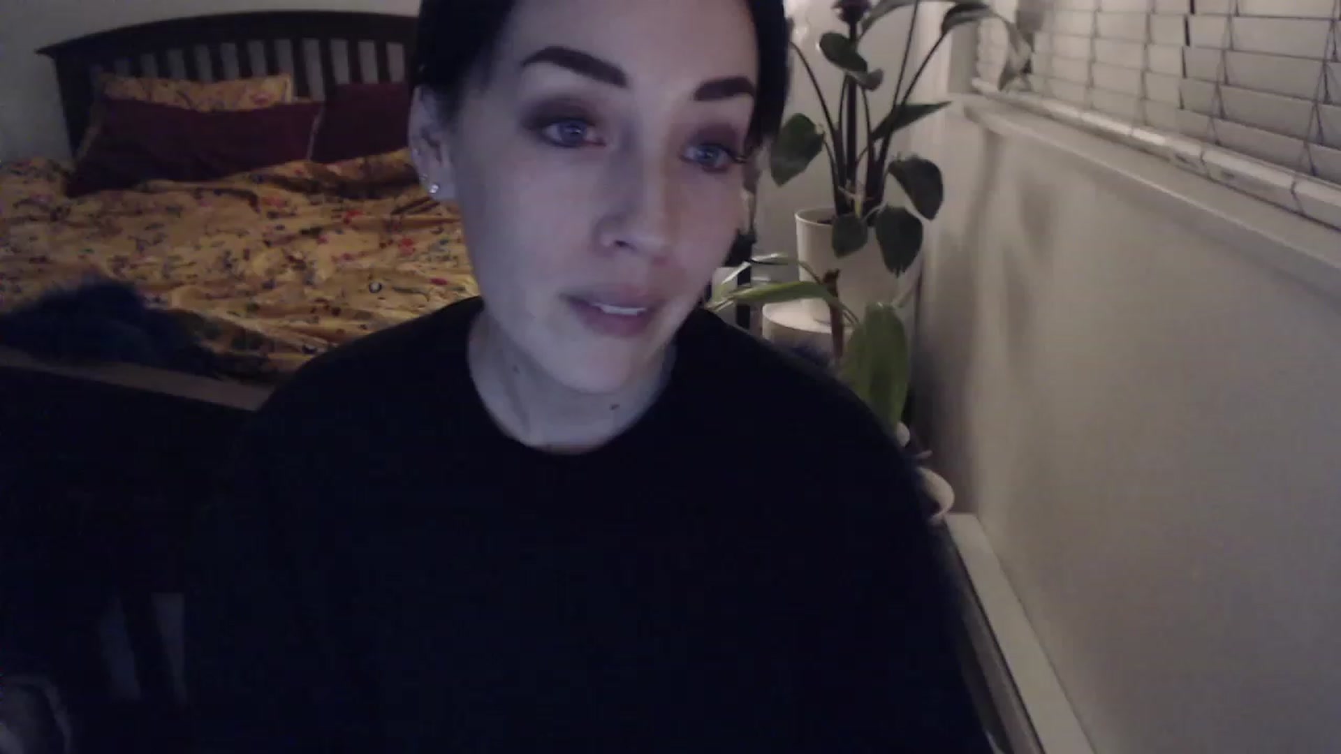 Gallery image thumbnail from AAAAAGHHHHHHH's myfreecams stream on, 12/13/2023, 04:40 image 10 of 20