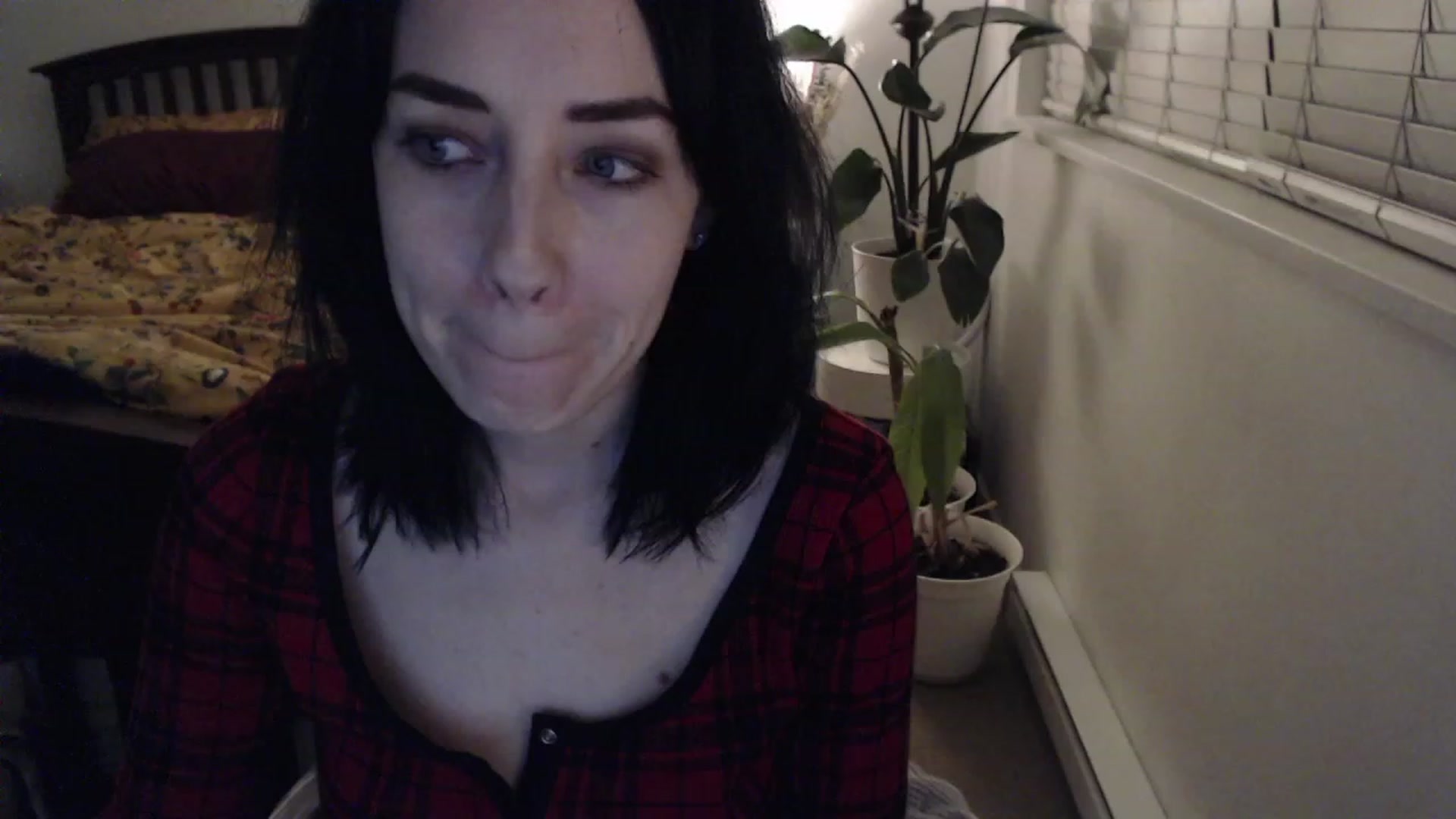 Gallery image thumbnail from AAAAAGHHHHHHH's myfreecams stream on, 12/18/2023, 05:29 image 16 of 20