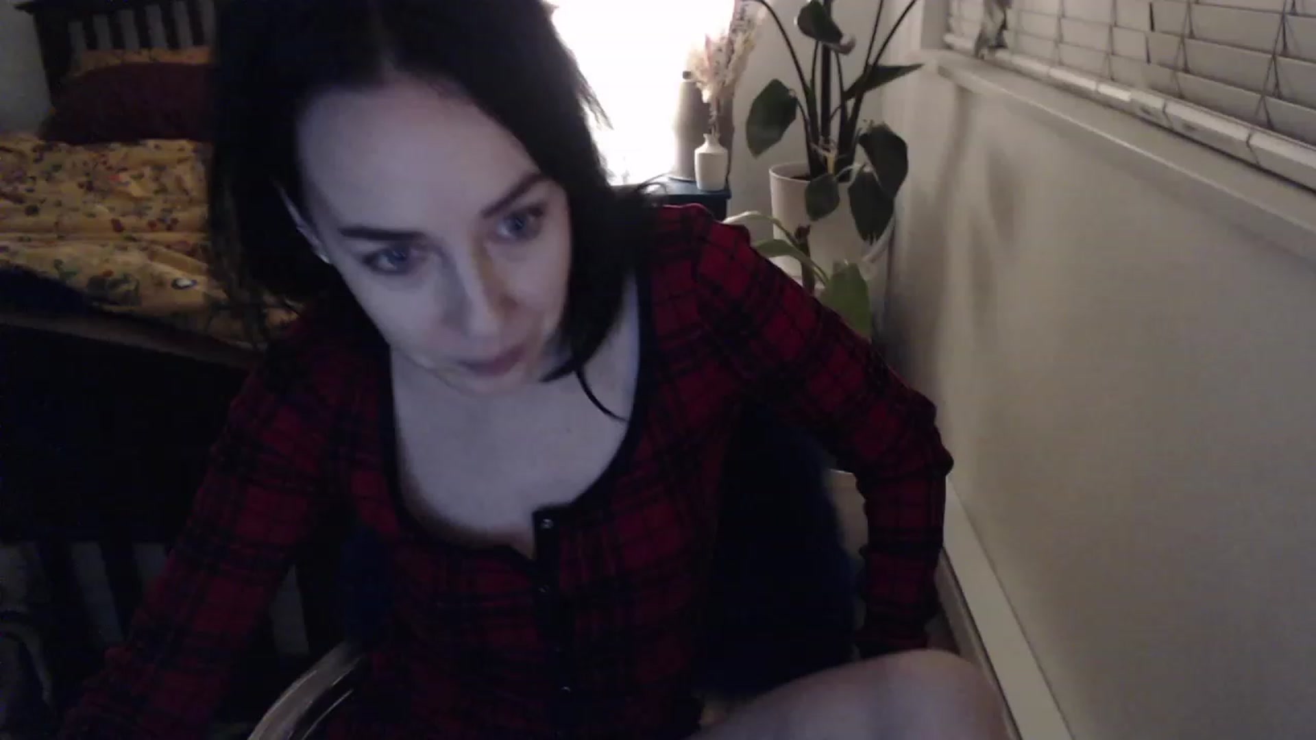 Gallery image thumbnail from AAAAAGHHHHHHH's myfreecams stream on, 12/18/2023, 05:29 image 9 of 20
