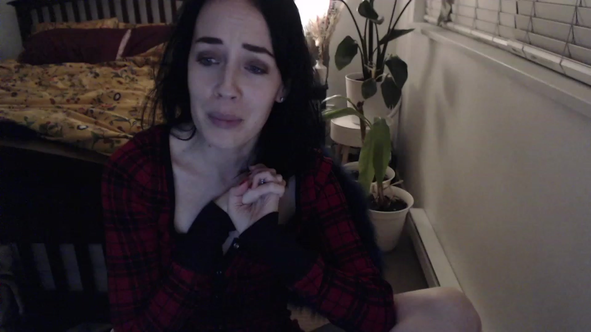 Gallery image thumbnail from AAAAAGHHHHHHH's myfreecams stream on, 12/18/2023, 05:29 image 4 of 20