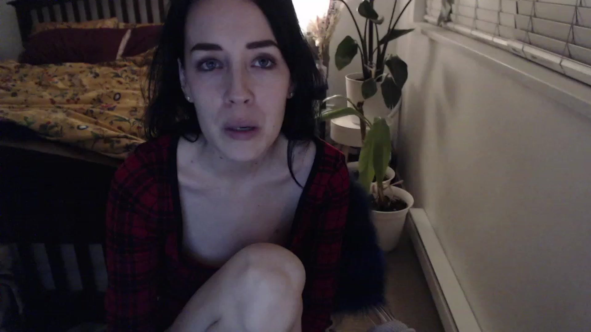 Gallery image thumbnail from AAAAAGHHHHHHH's myfreecams stream on, 12/18/2023, 05:29 image 7 of 20