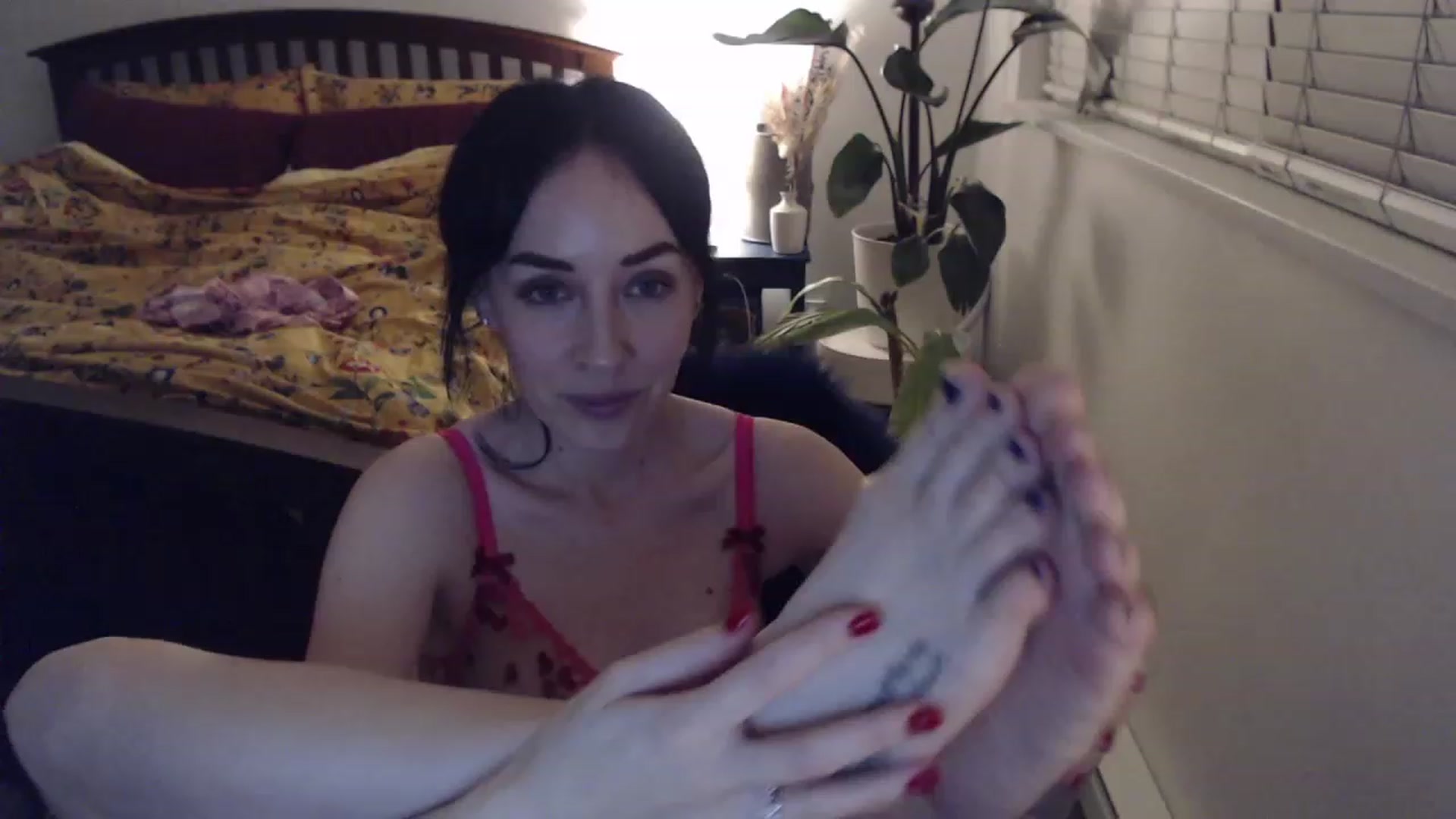 Gallery image thumbnail from AAAAAGHHHHHHH's myfreecams stream on, 12/20/2023, 04:41 image 2 of 20