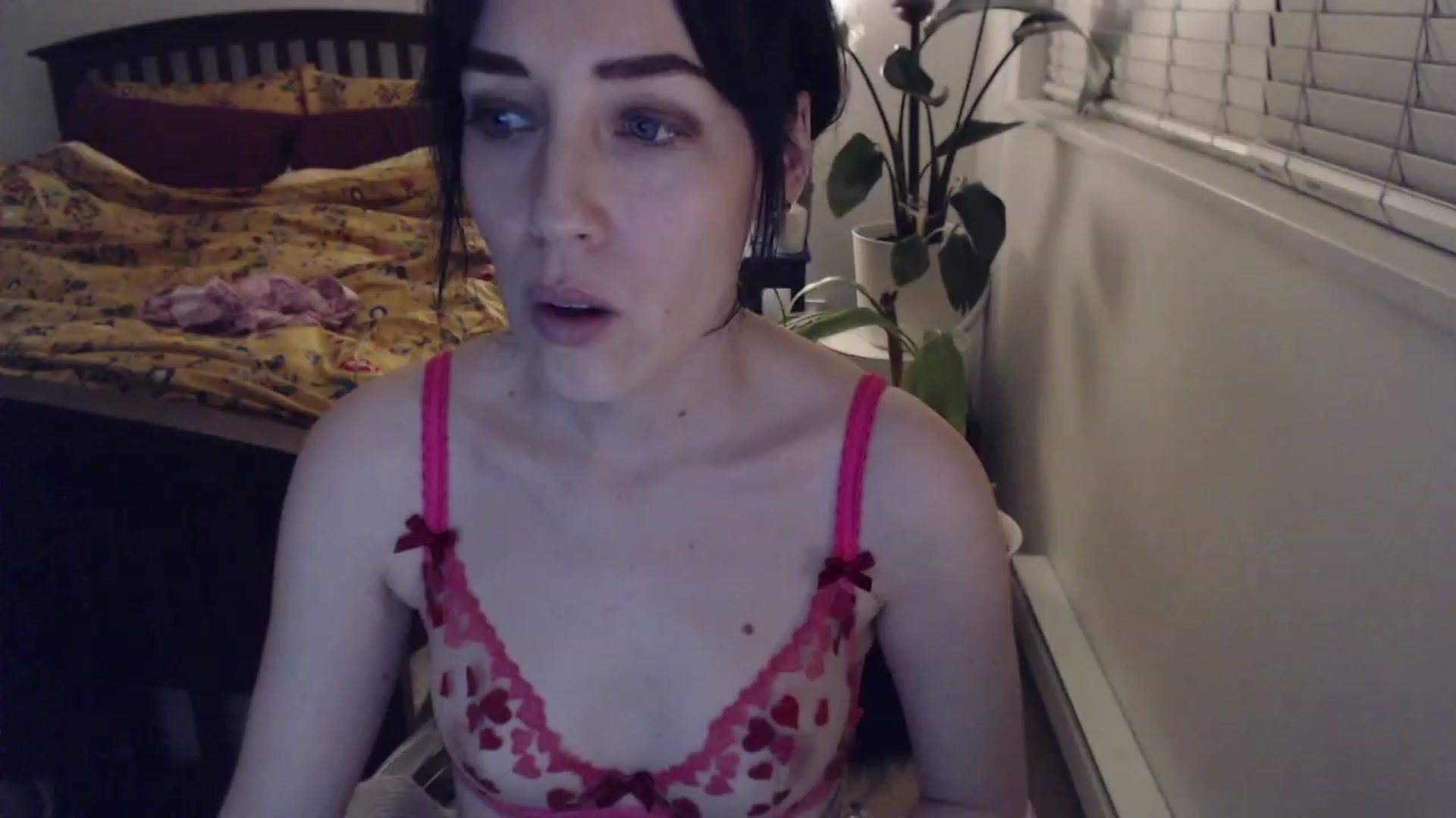 Gallery image thumbnail from AAAAAGHHHHHHH's myfreecams stream on, 12/20/2023, 04:41 image 9 of 20