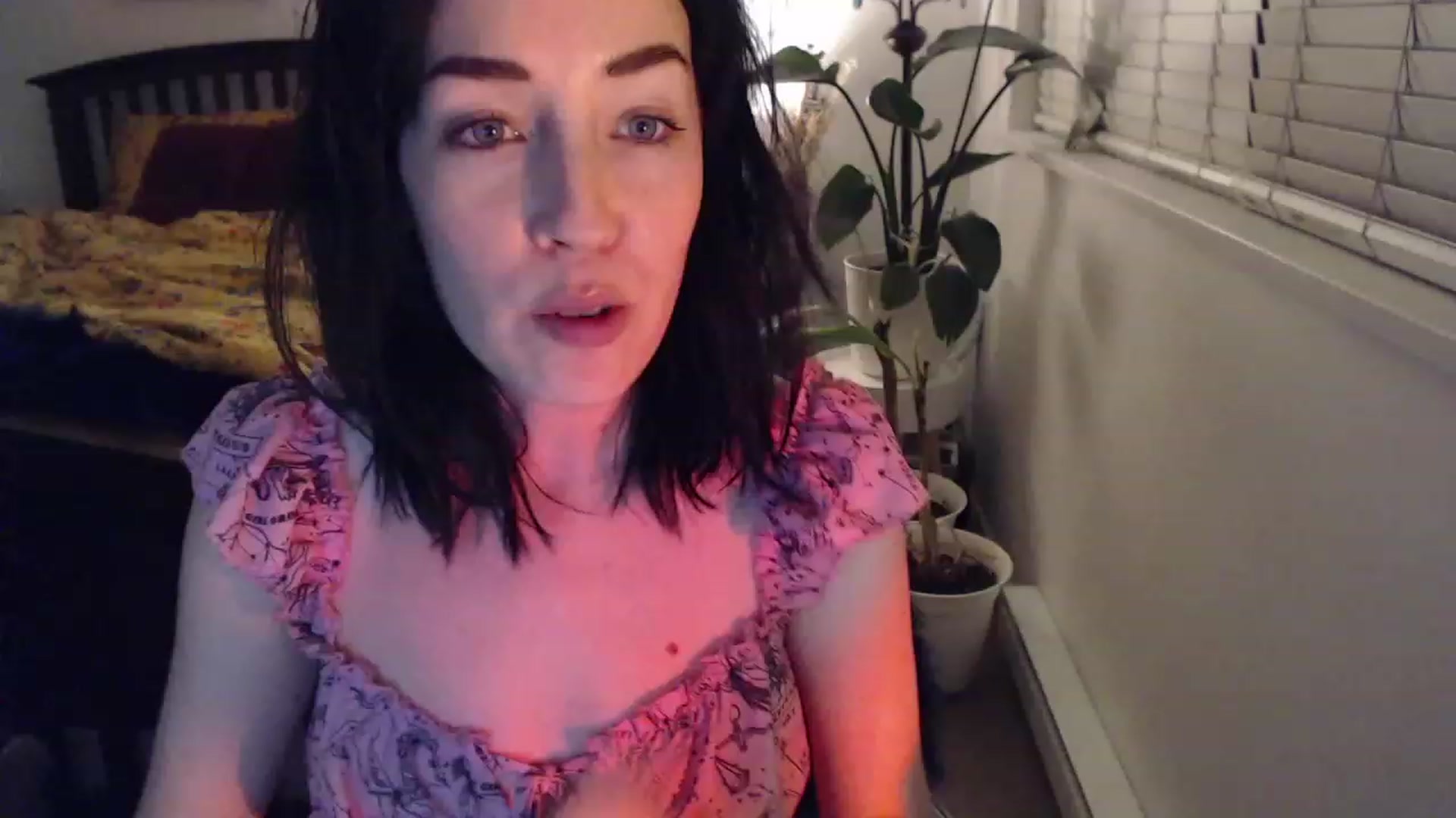 Gallery image thumbnail from AAAAAGHHHHHHH's myfreecams stream on, 01/10/2024, 04:30 image 1 of 20