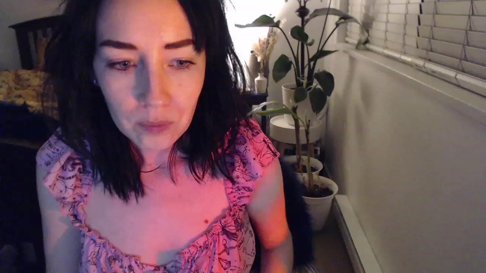 Gallery image thumbnail from AAAAAGHHHHHHH's myfreecams stream on, 01/10/2024, 04:30 image 3 of 20