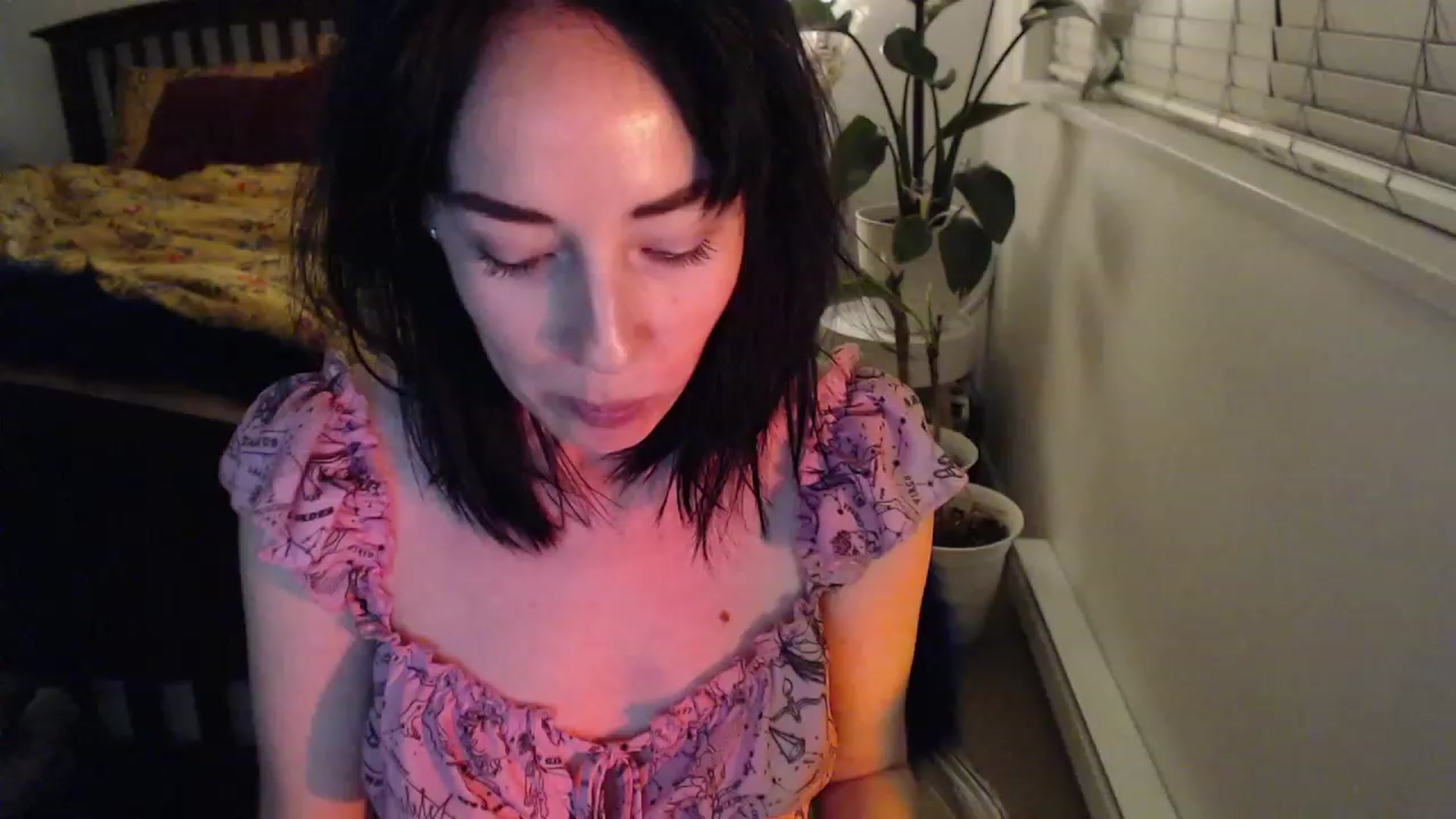 Gallery image thumbnail from AAAAAGHHHHHHH's myfreecams stream on, 01/10/2024, 05:34 image 17 of 20