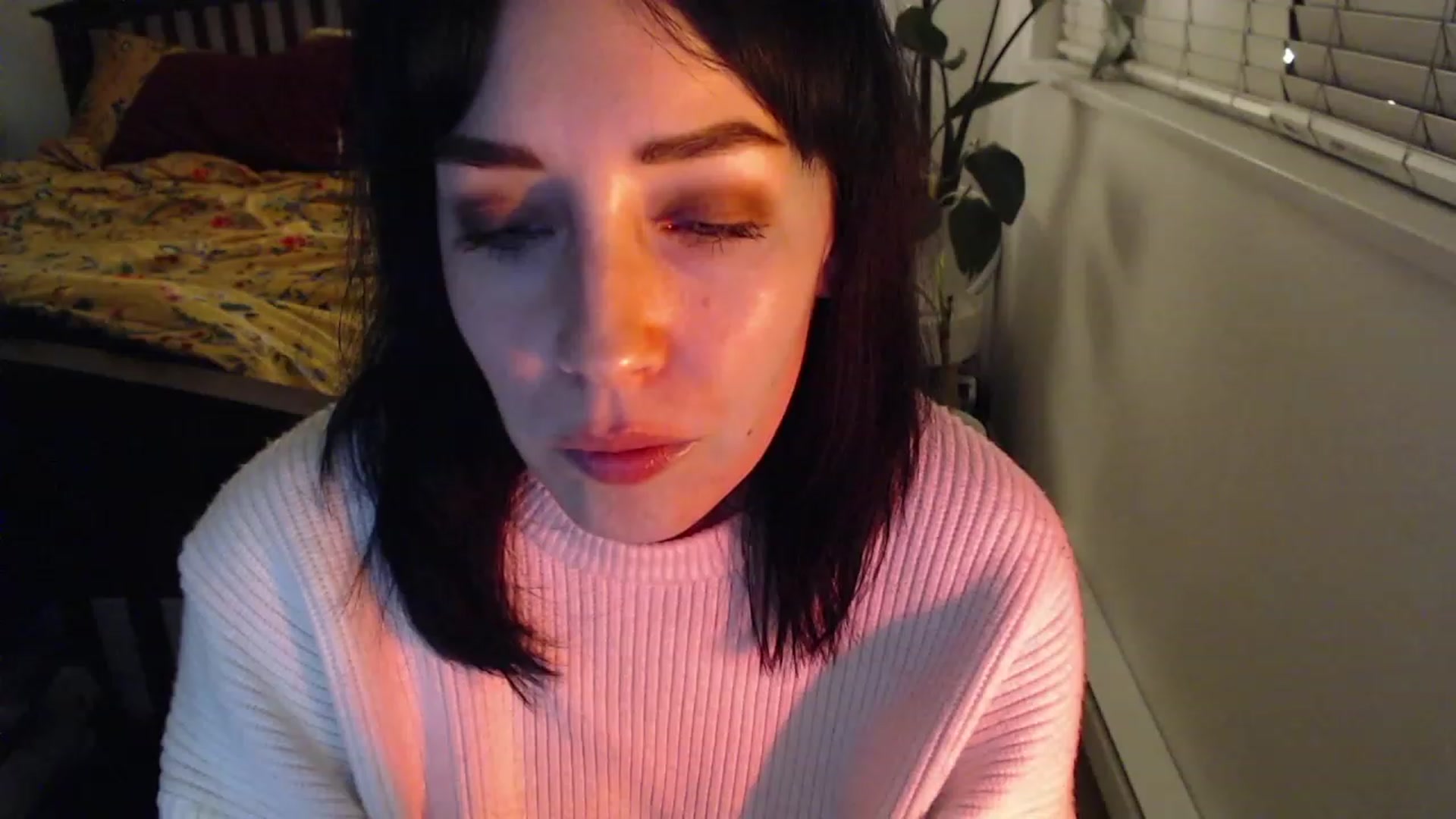 Gallery image thumbnail from AAAAAGHHHHHHH's myfreecams stream on, 01/12/2024, 04:25 image 15 of 20