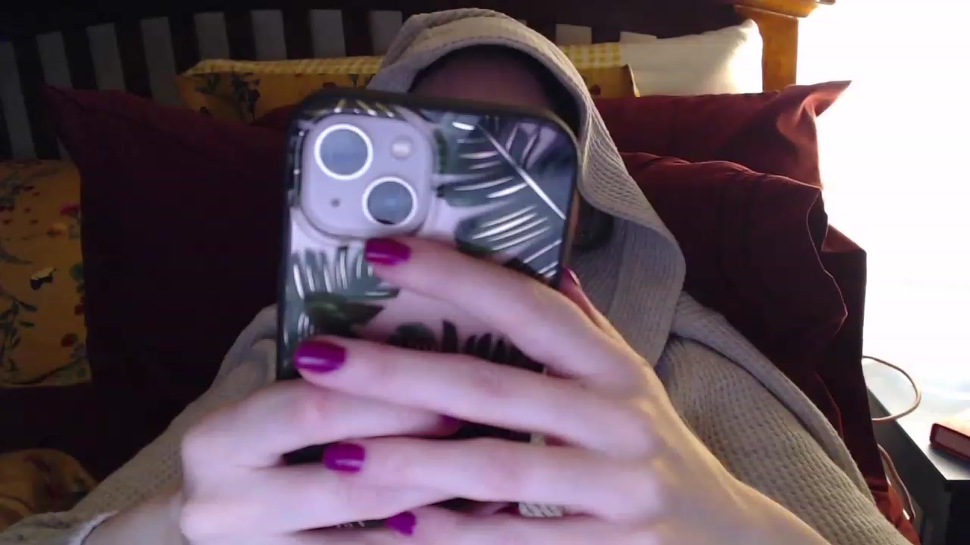 Gallery image thumbnail from AAAAAGHHHHHHH's myfreecams stream on, 01/16/2024, 04:32 image 2 of 20