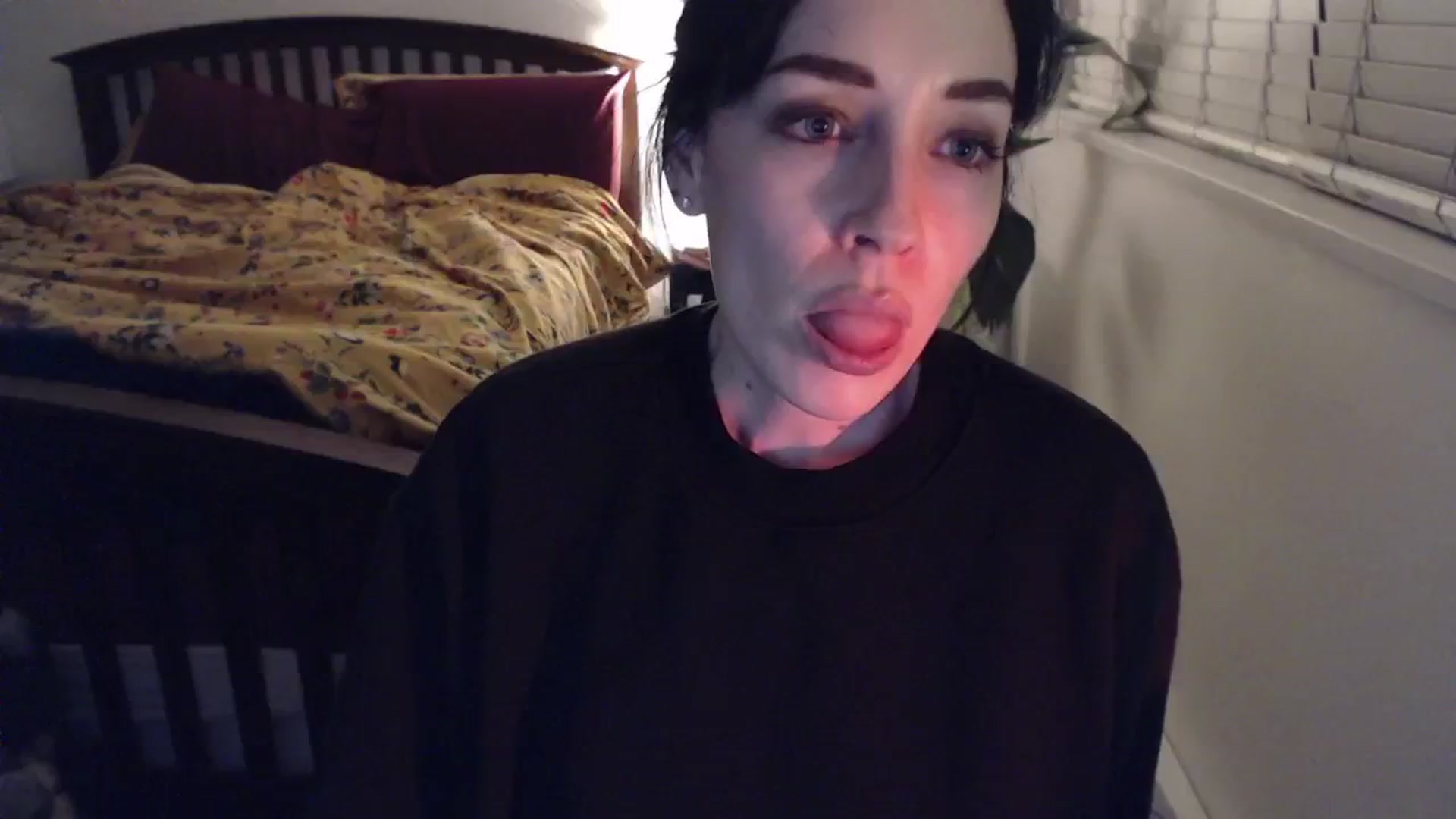 Gallery image thumbnail from AAAAAGHHHHHHH's myfreecams stream on, 01/17/2024, 04:21 image 10 of 20