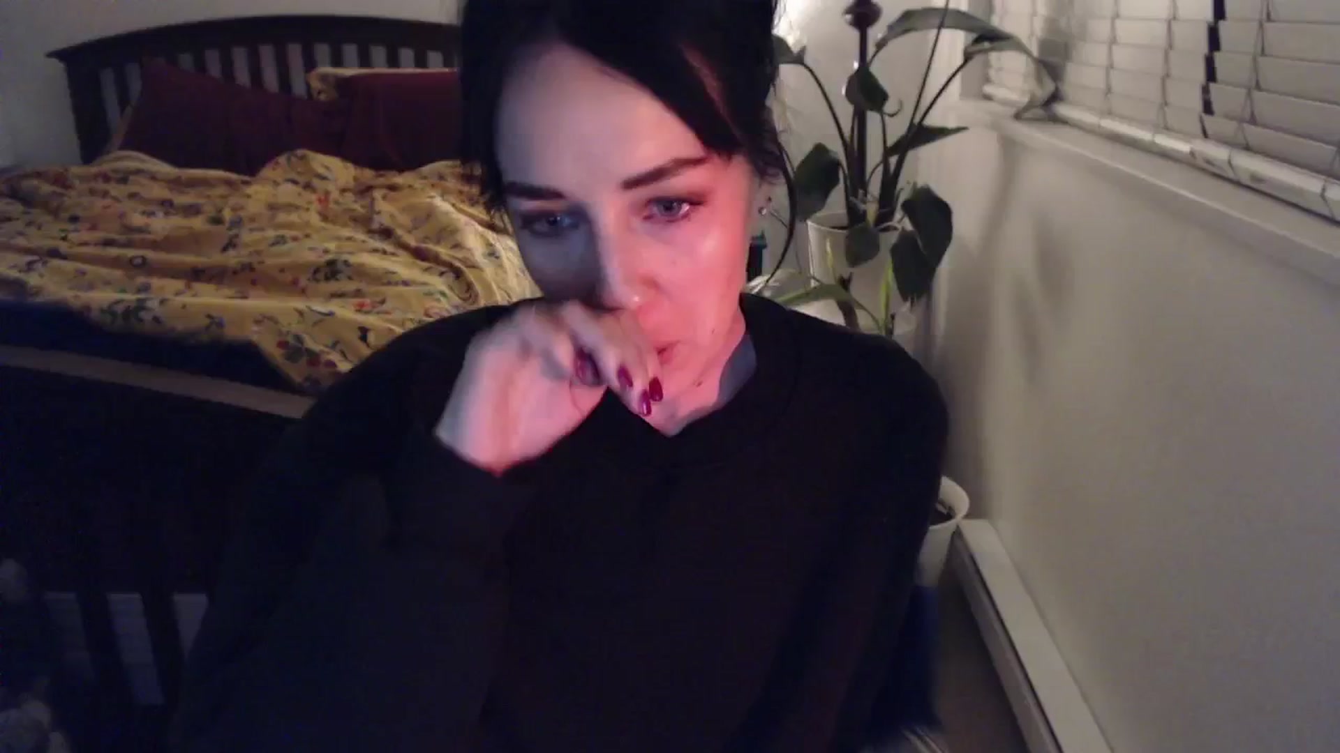 Gallery image thumbnail from AAAAAGHHHHHHH's myfreecams stream on, 01/17/2024, 04:21 image 17 of 20