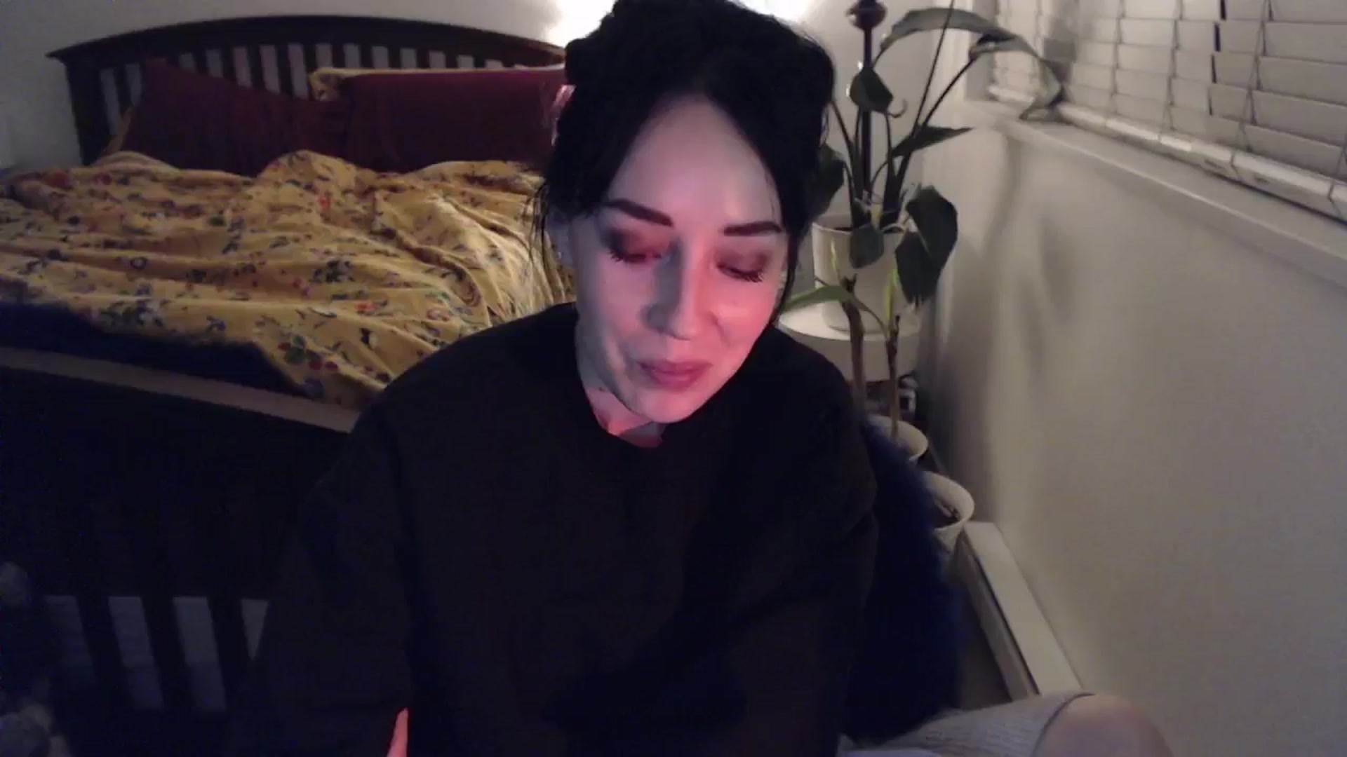 Gallery image thumbnail from AAAAAGHHHHHHH's myfreecams stream on, 01/17/2024, 04:21 image 5 of 20