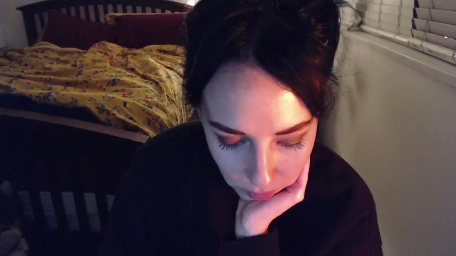 Gallery image thumbnail from AAAAAGHHHHHHH's myfreecams stream on, 01/17/2024, 05:59 image 10 of 20