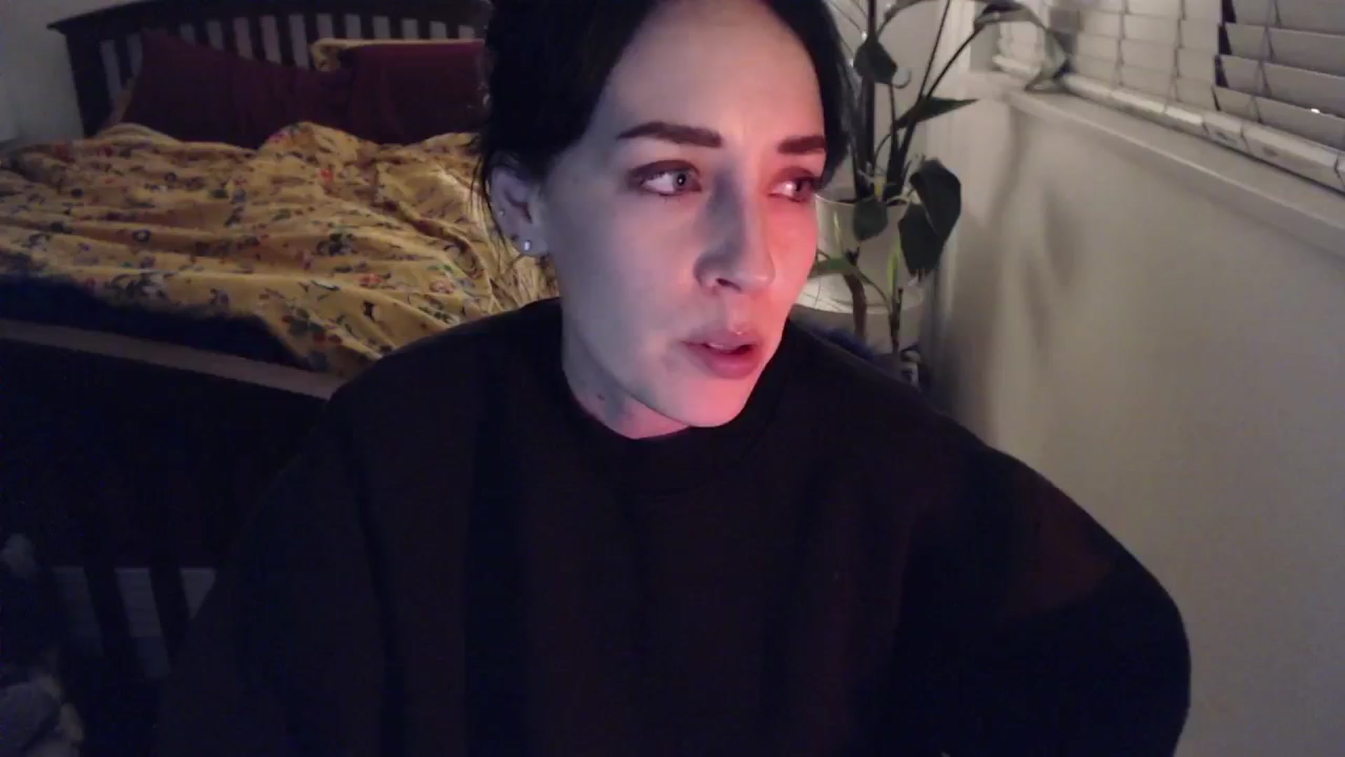 Gallery image thumbnail from AAAAAGHHHHHHH's myfreecams stream on, 01/17/2024, 05:59 image 13 of 20