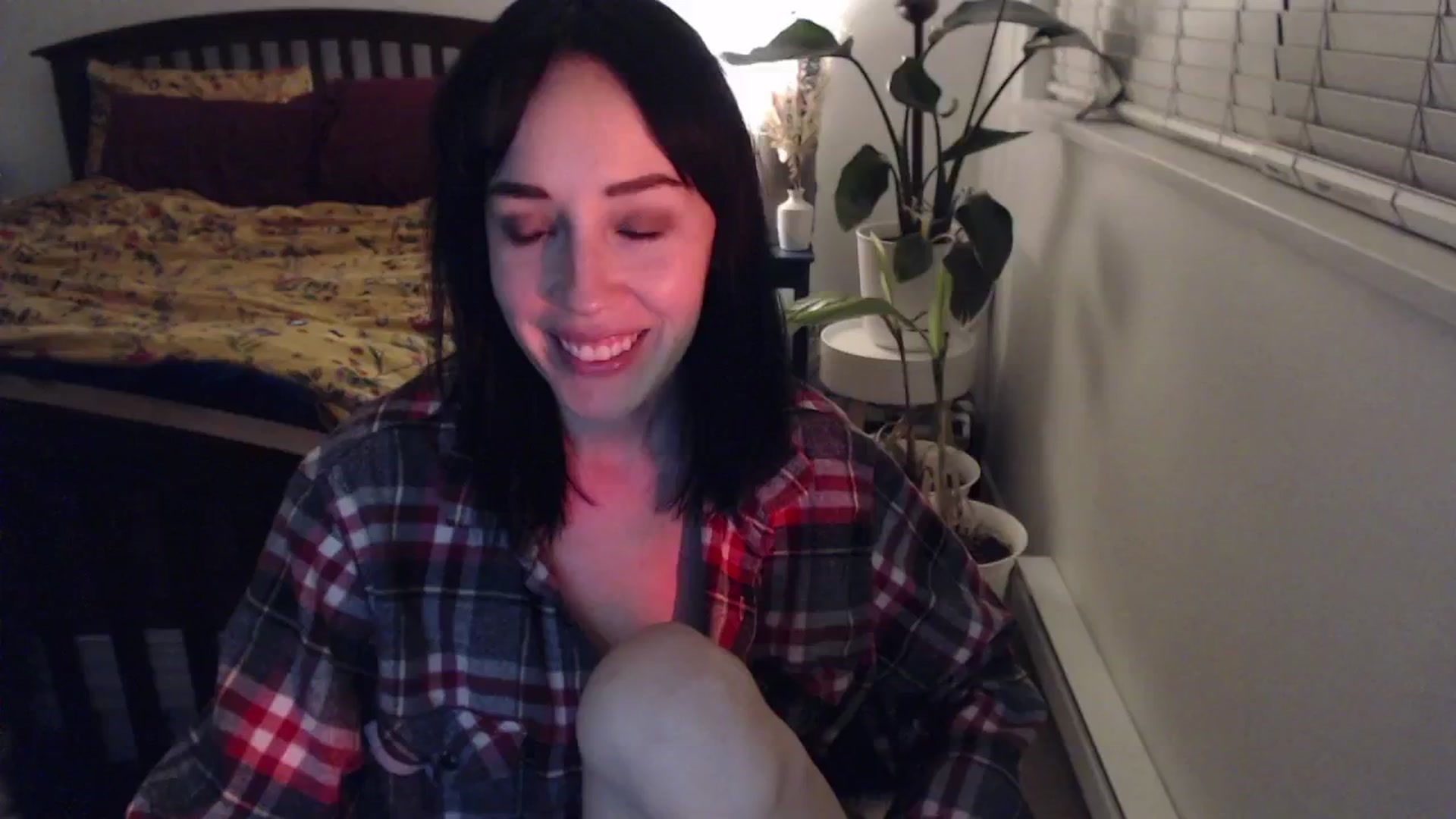Gallery image thumbnail from AAAAAGHHHHHHH's myfreecams stream on, 01/22/2024, 02:39 image 13 of 20