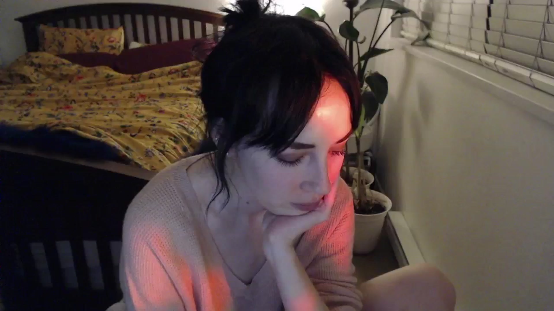 Gallery image thumbnail from AAAAAGHHHHHHH's myfreecams stream on, 01/25/2024, 05:38 image 10 of 20