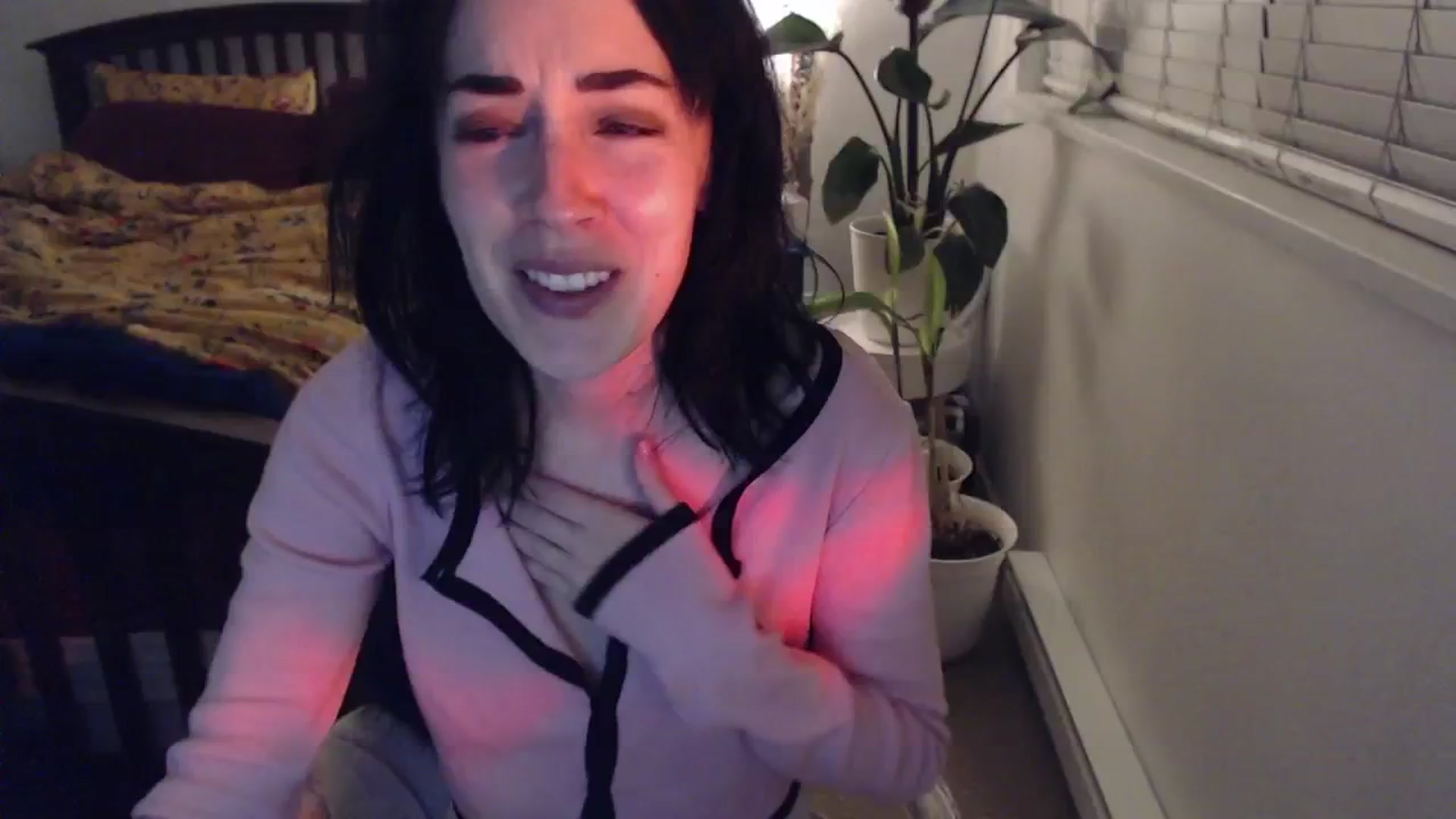 Gallery image thumbnail from AAAAAGHHHHHHH's myfreecams stream on, 01/26/2024, 04:20 image 6 of 20